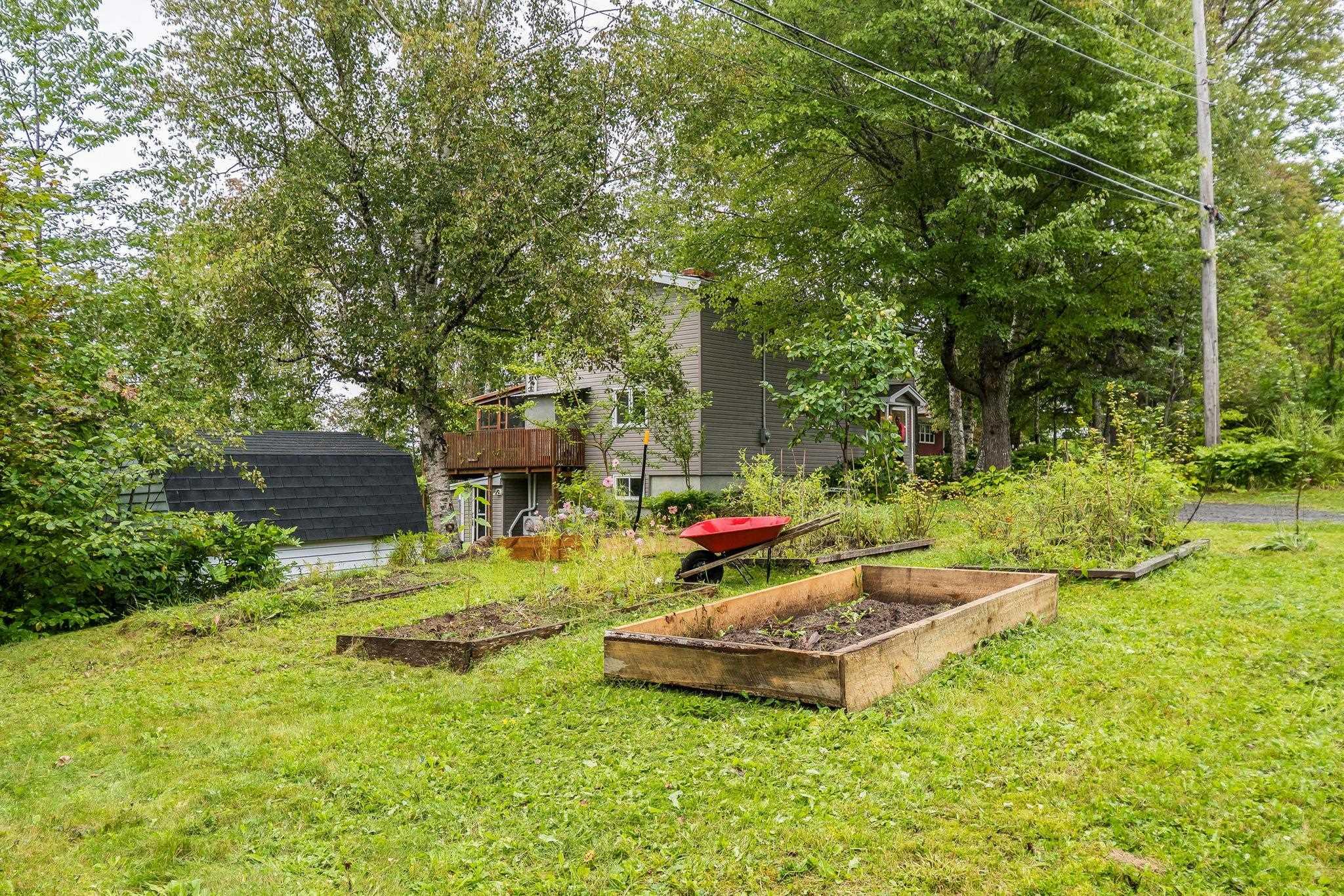 $449,900.00: 162 Lakewood Dr, Brooklyn