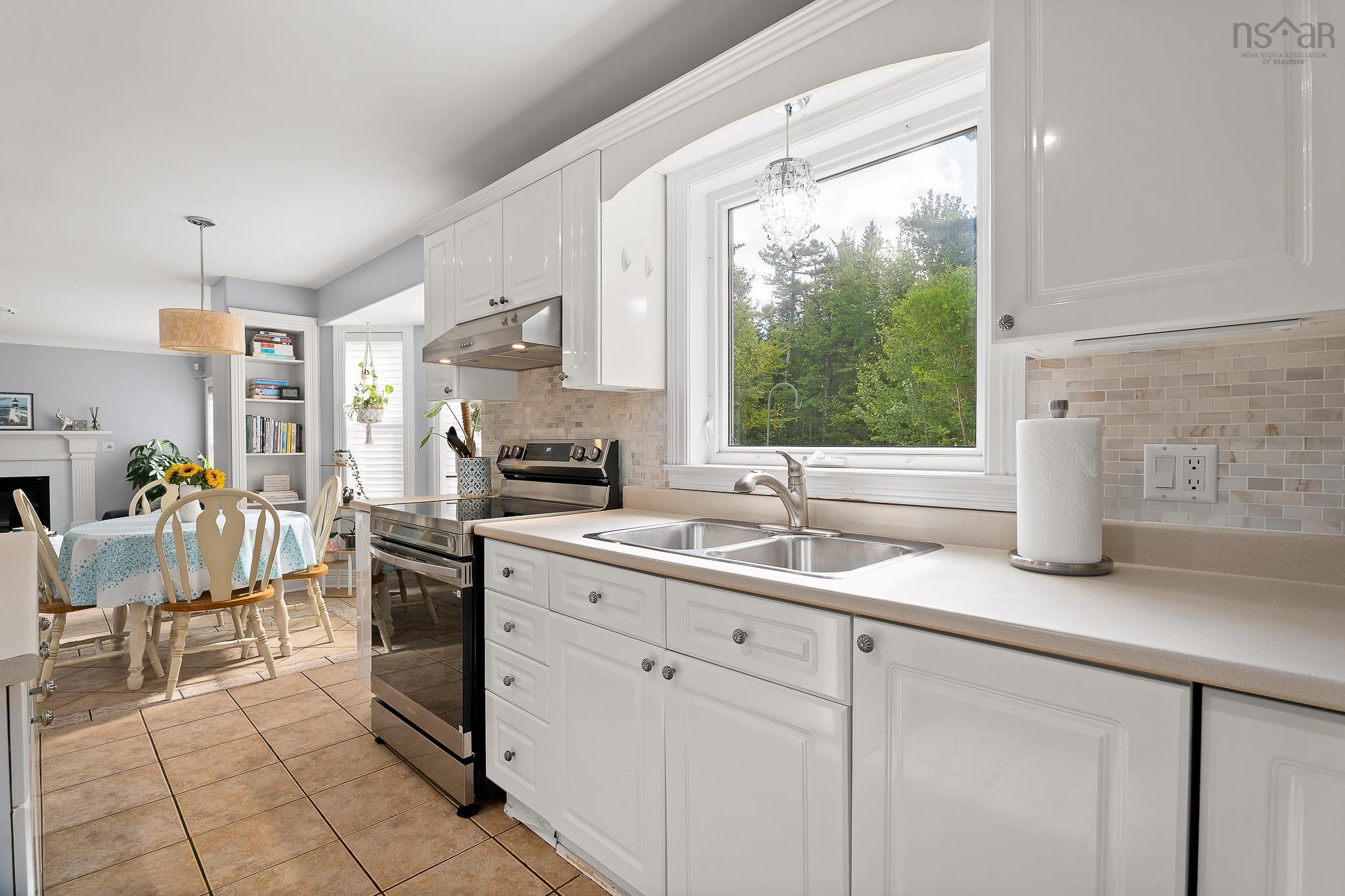 $749,900.00: 155 Matthew Drive, Hammonds Plains