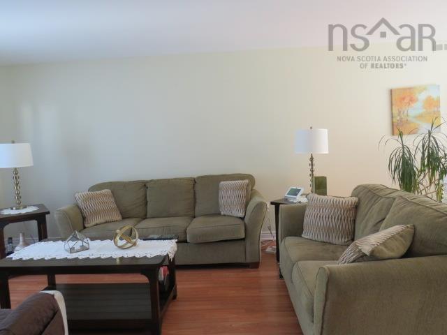 $409,900.00: 13 Florence Place Court, Lower Sackville
