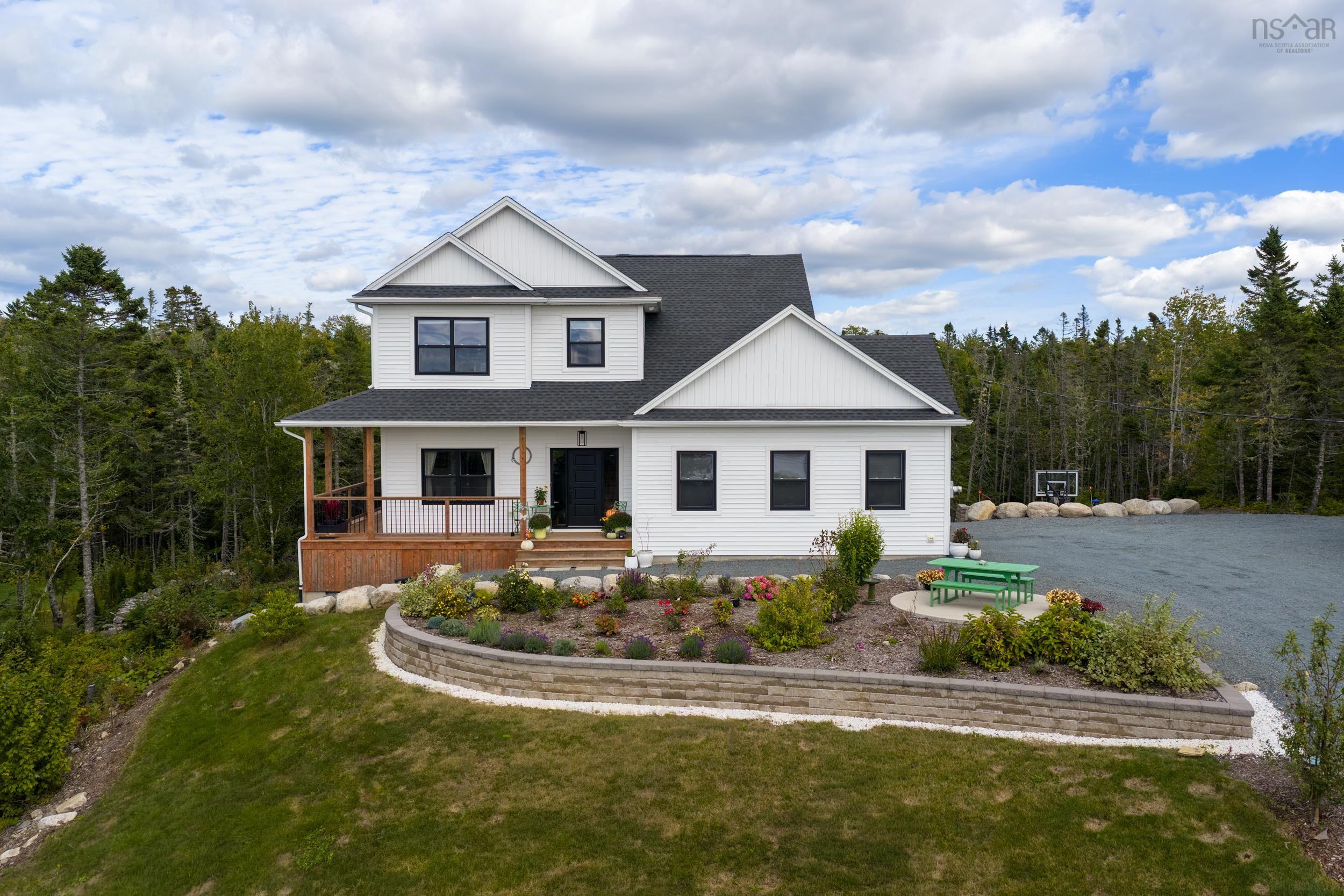 $899,900.00: 141 Hargrove Lane, Whites Lake