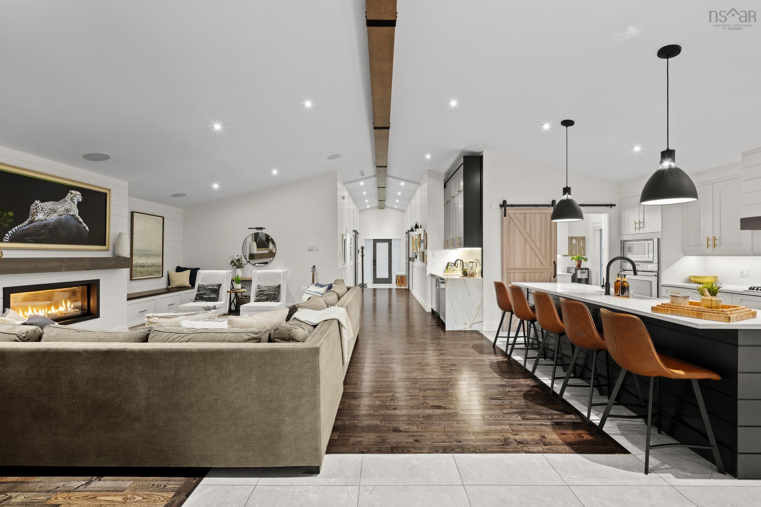 $1,098,500.00: 582 Beech Lane, Forties