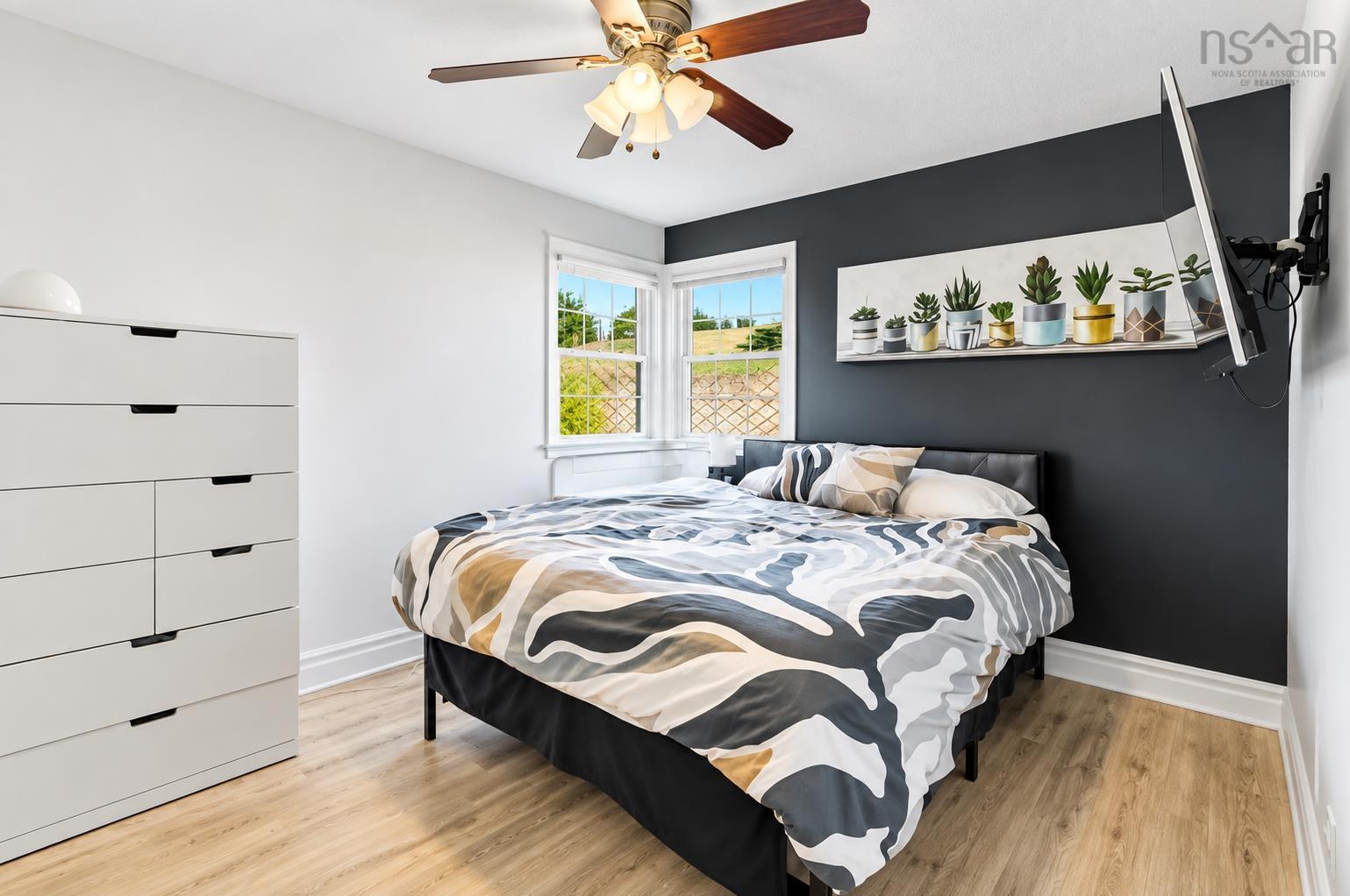 $649,900.00: 16 Bowser Avenue, Woodlawn