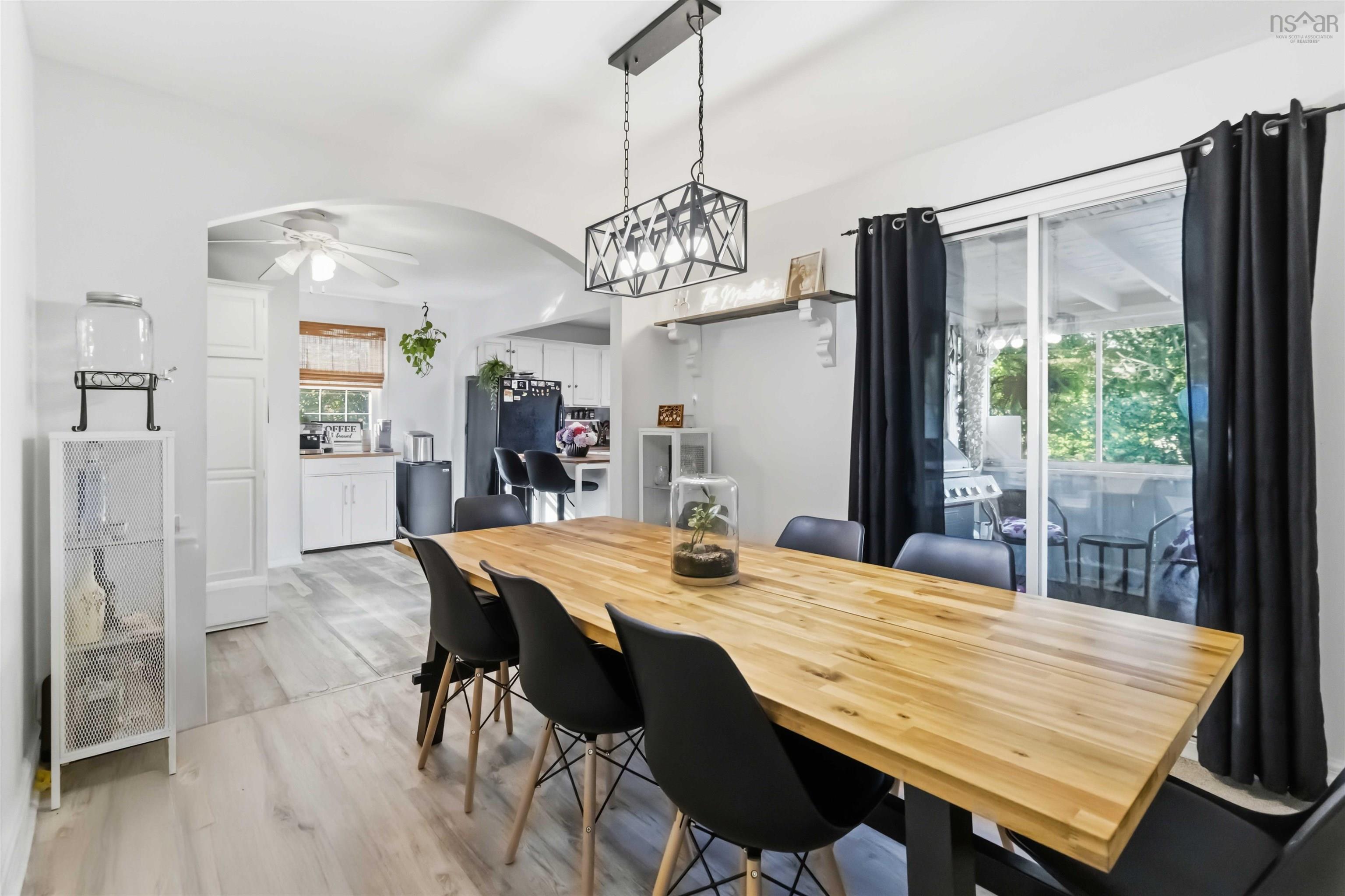 $649,900.00: 16 Bowser Avenue, Woodlawn