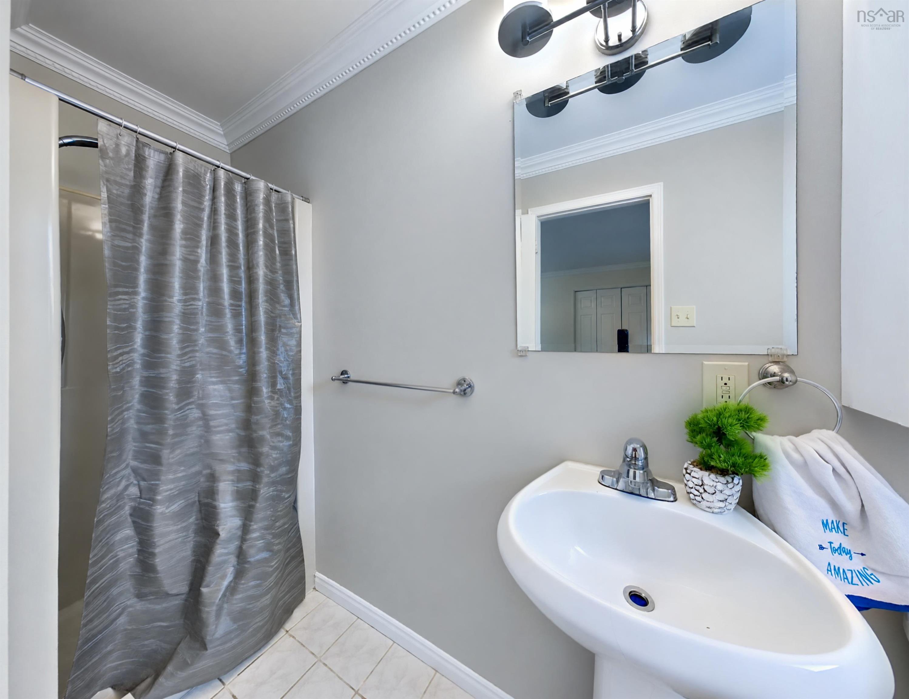 111 Shrewsbury Road, Dartmouth, NS (MLS 202624400)