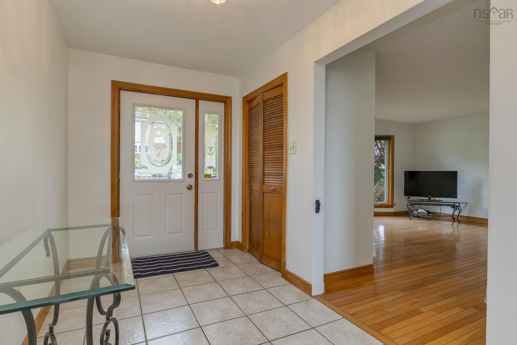 $499,999.00: 93 Regal Road, Dartmouth