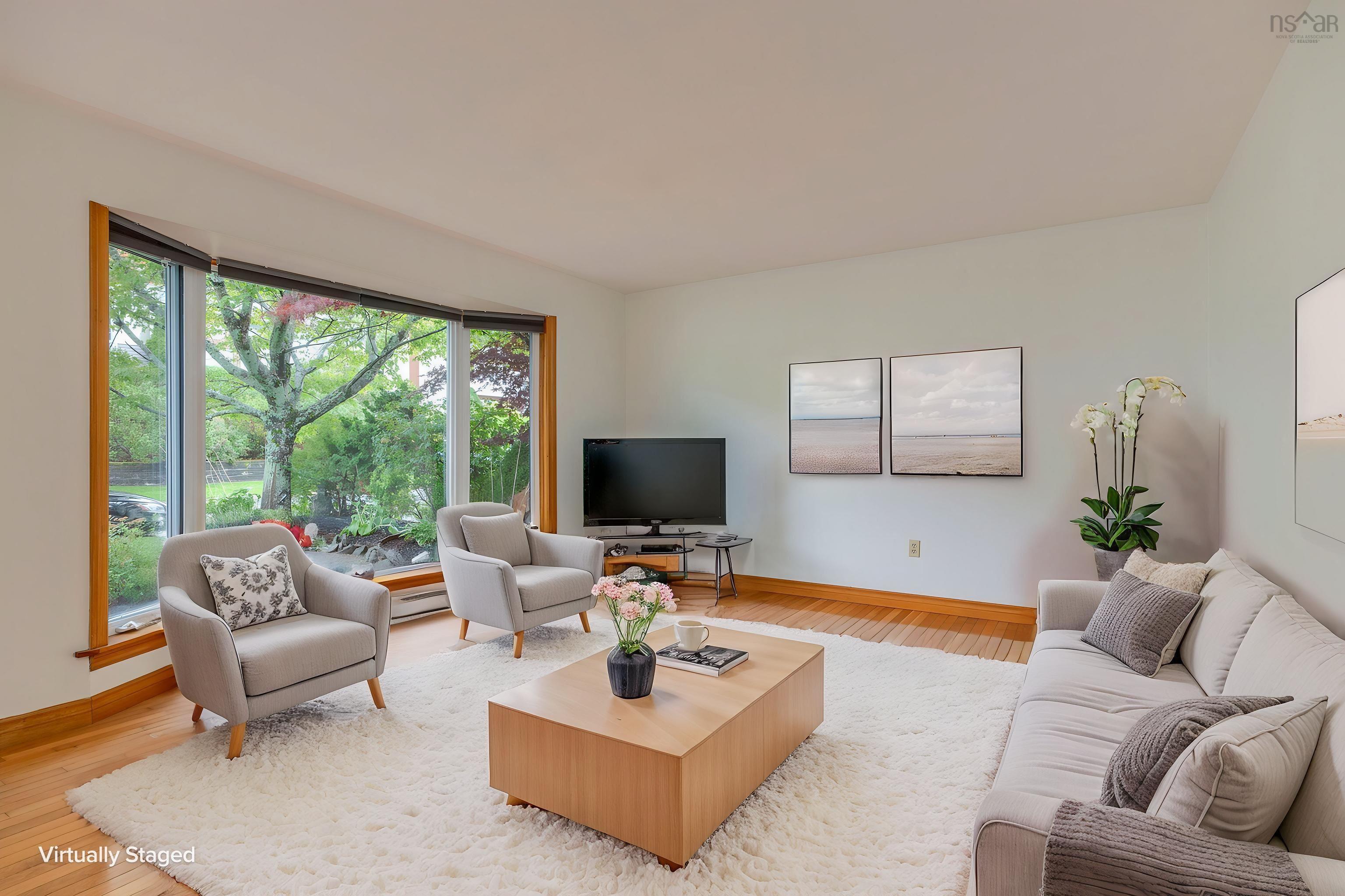$499,999.00: 93 Regal Road, Dartmouth