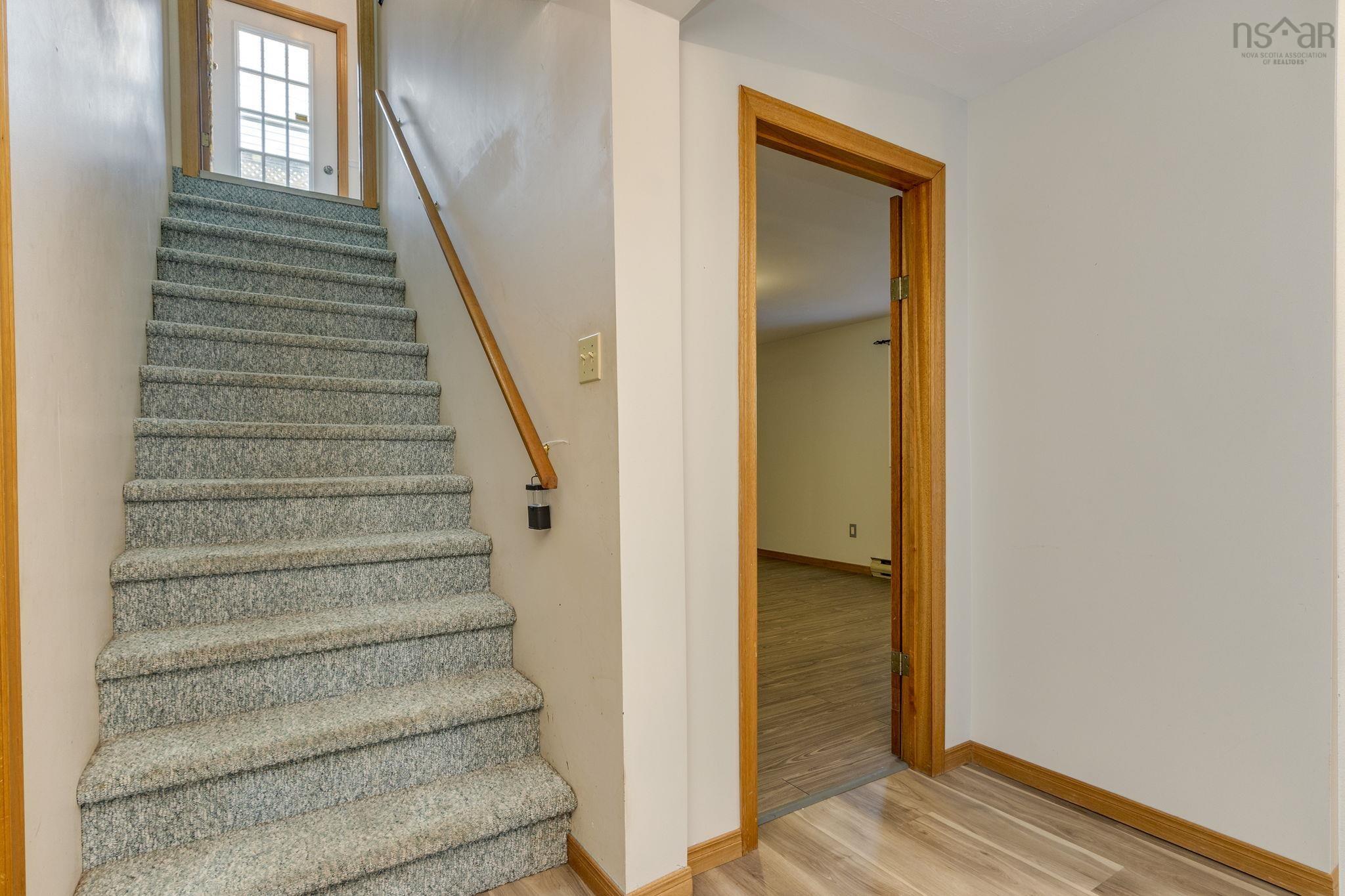 $499,999.00: 93 Regal Road, Dartmouth