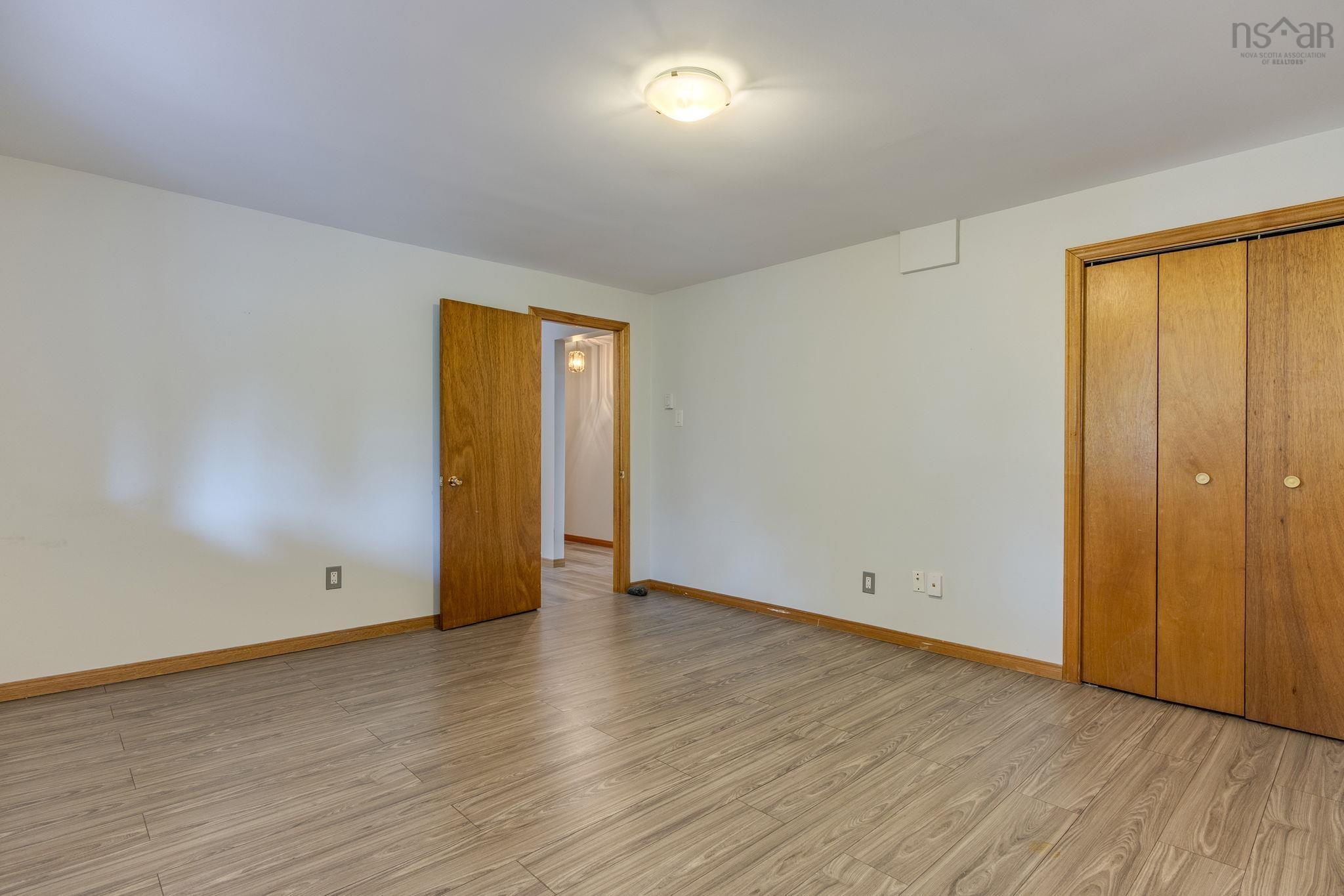 $499,999.00: 93 Regal Road, Dartmouth