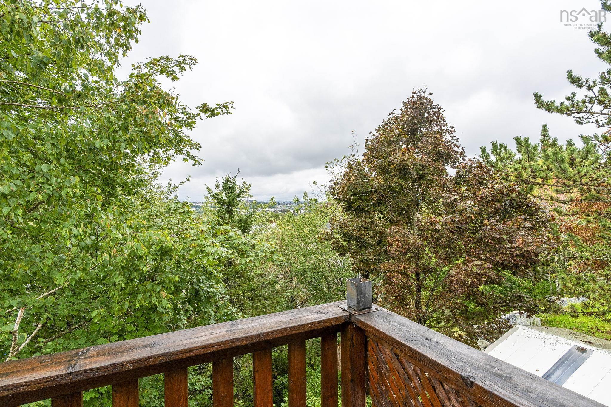 $499,999.00: 93 Regal Road, Dartmouth