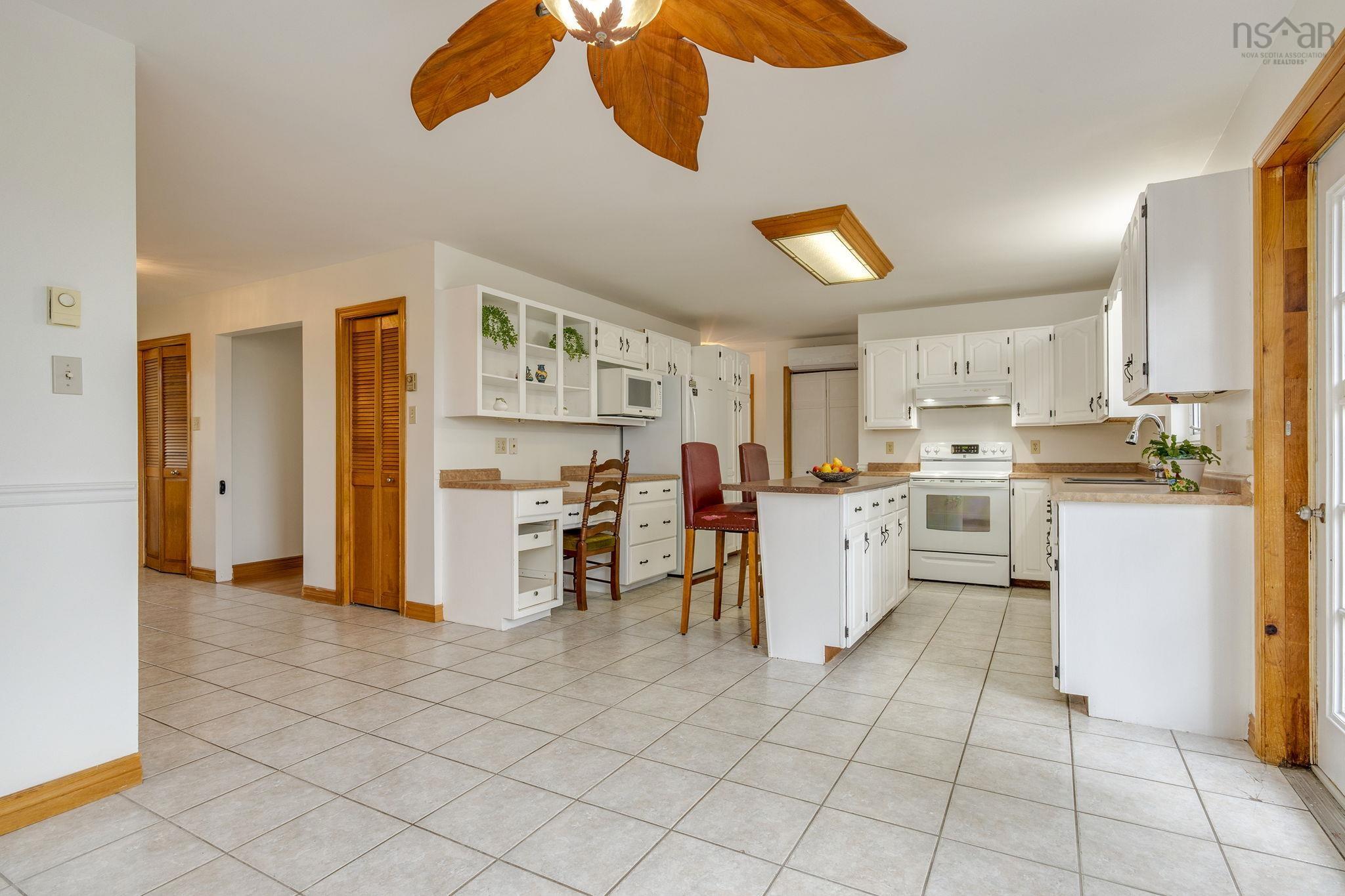 $499,999.00: 93 Regal Road, Dartmouth