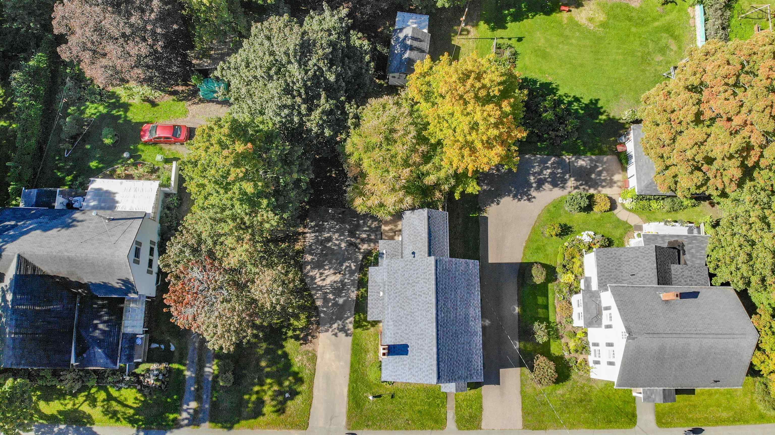$425,000.00: 1011 358 Highway, Port Williams