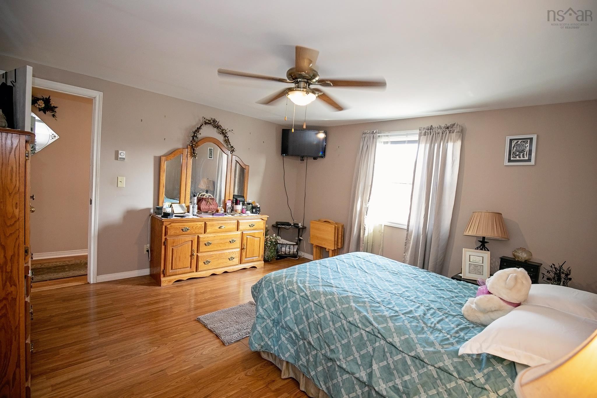 $199,900.00: 12 Kent Drive, Amherst