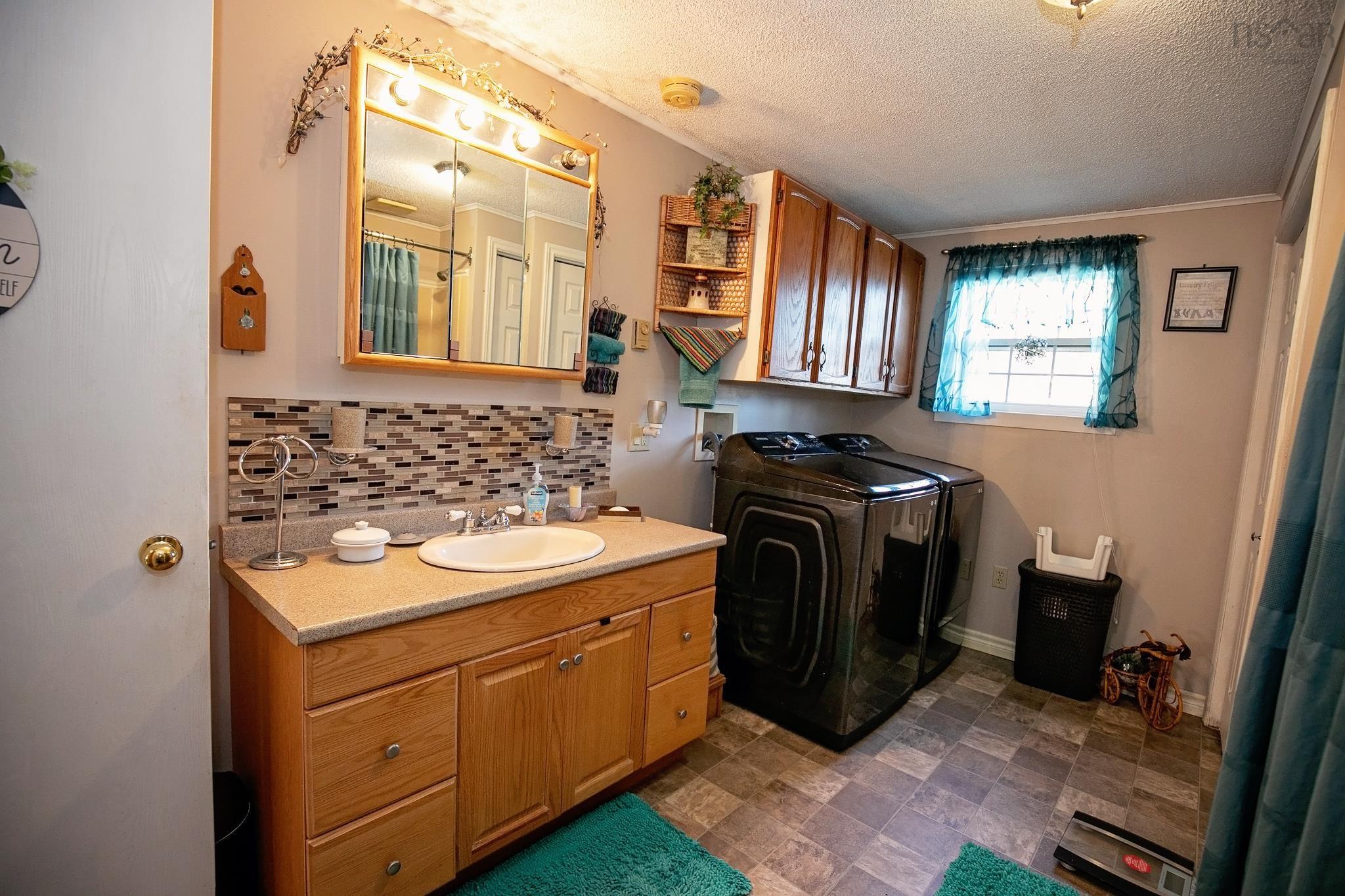 $199,900.00: 12 Kent Drive, Amherst