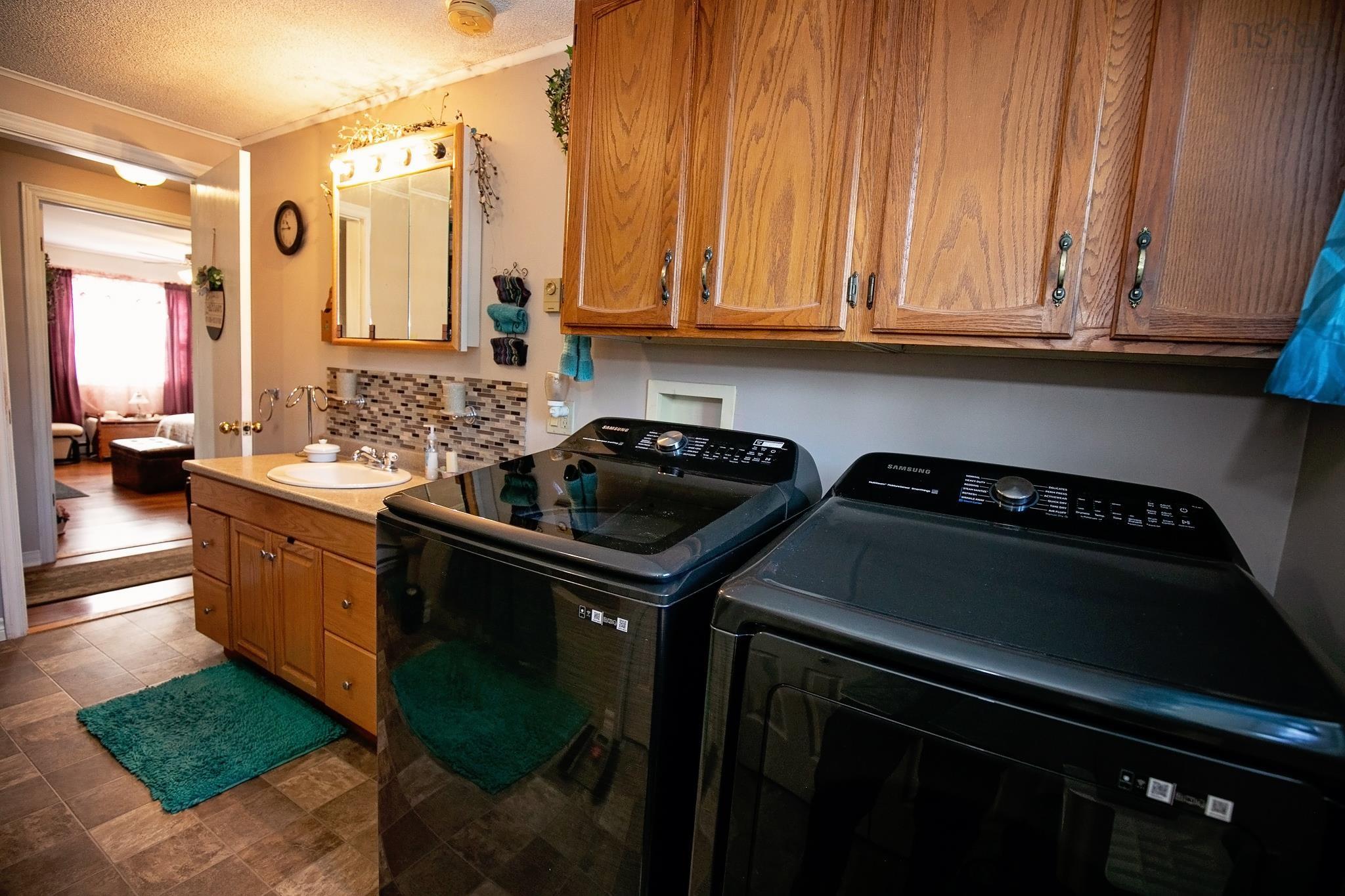 $199,900.00: 12 Kent Drive, Amherst