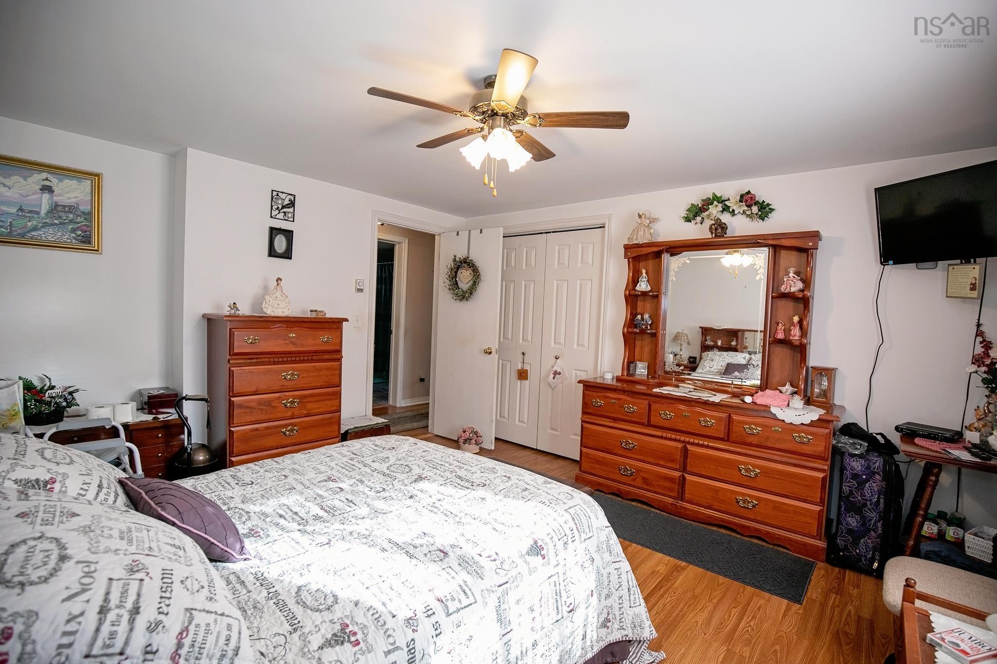 $199,900.00: 12 Kent Drive, Amherst
