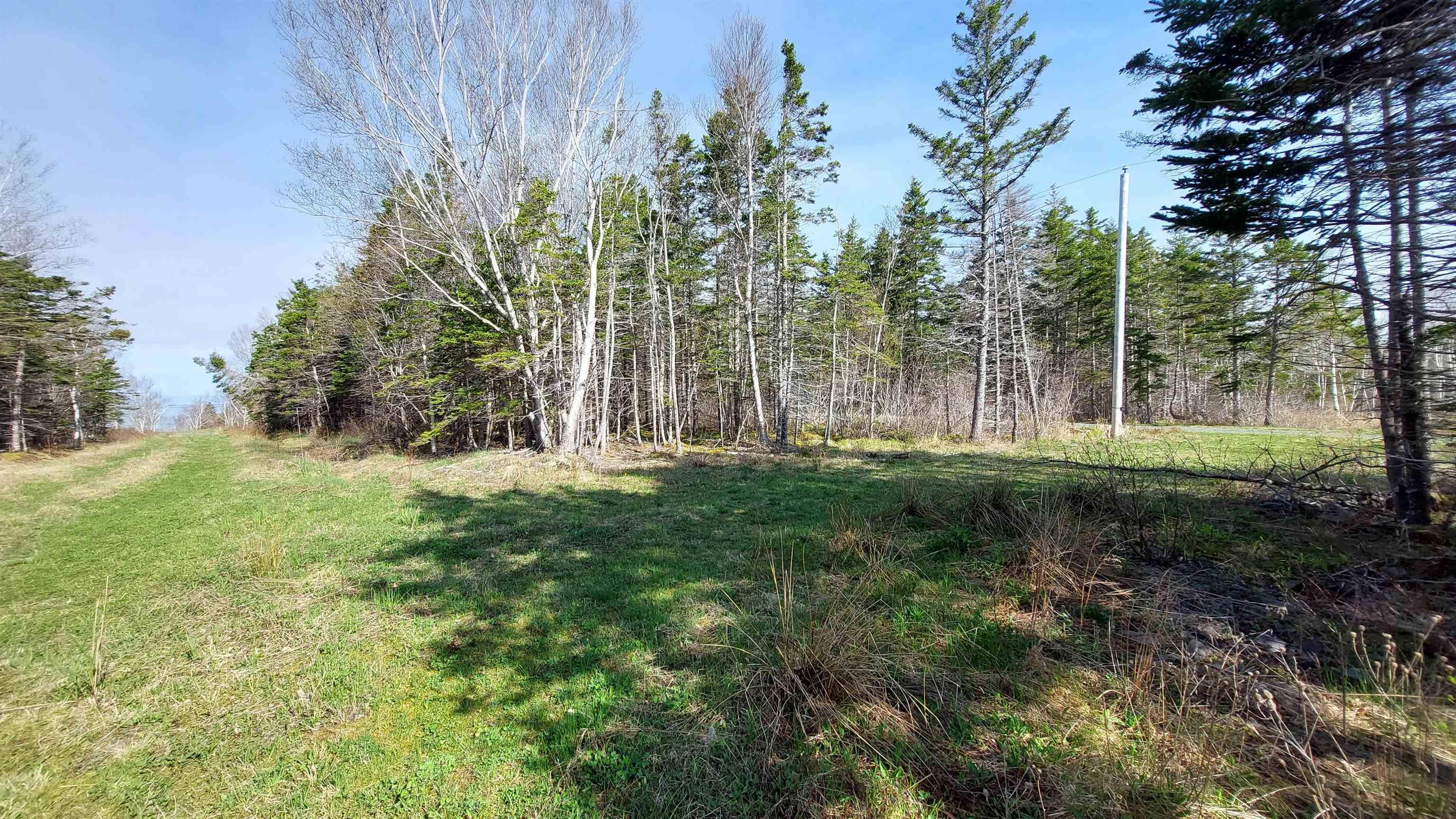 $99,000.00: 7.3 acre Highway 4, Red Islands