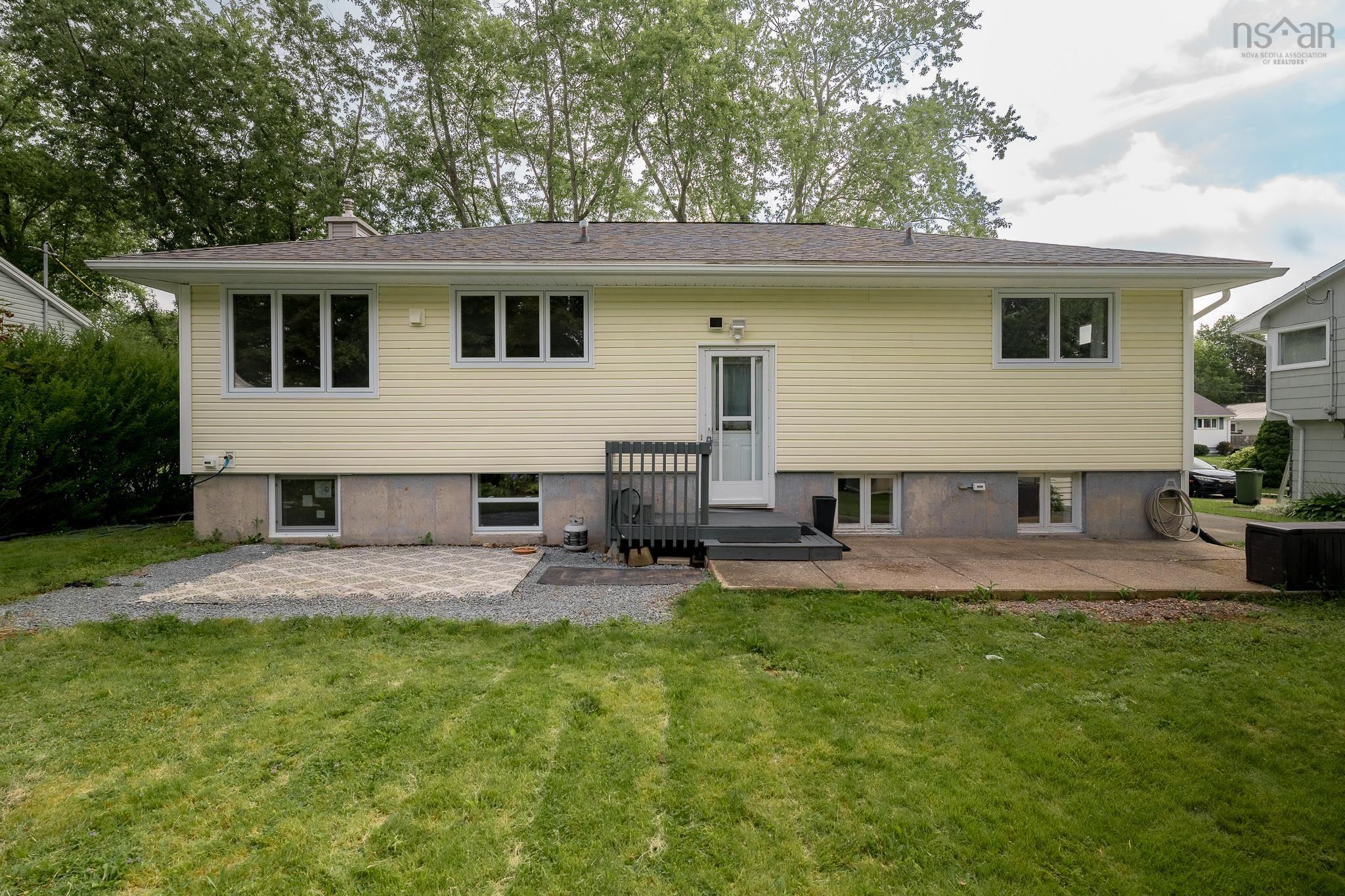 9 Brookhouse Road, Dartmouth, NS (MLS 202624464)