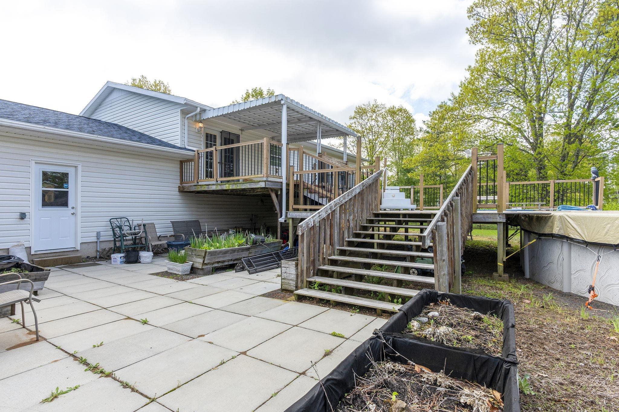 $475,000.00: 23 Valley Road, Wilmot