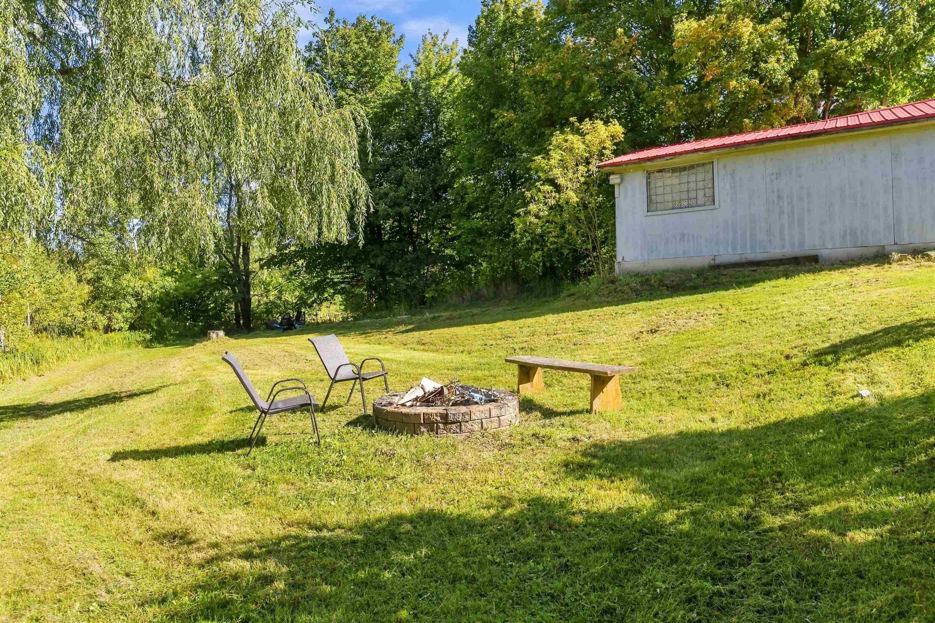 $359,900.00: 9766 221 Highway, Canning