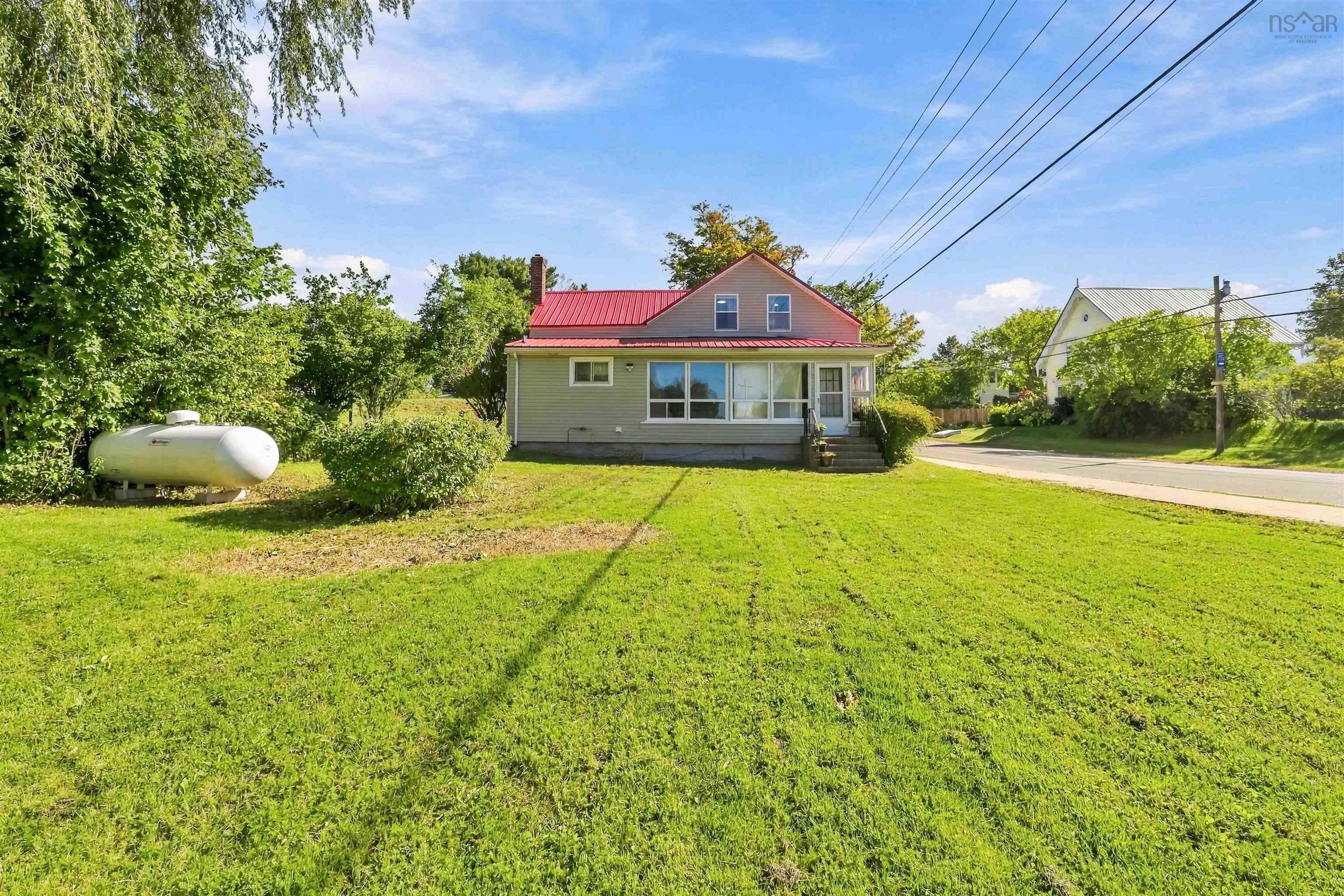 $359,900.00: 9766 221 Highway, Canning