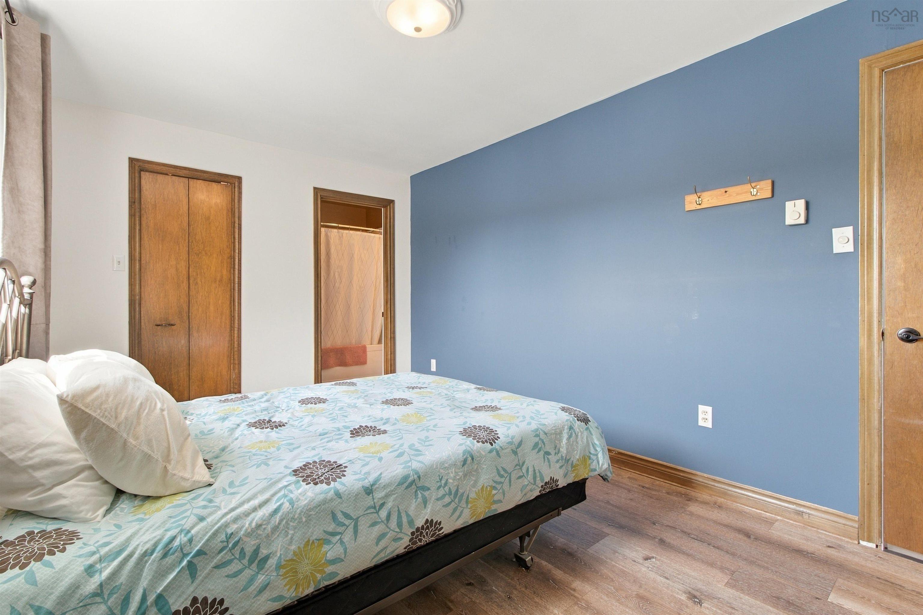 18 Red Maple Drive photo #19