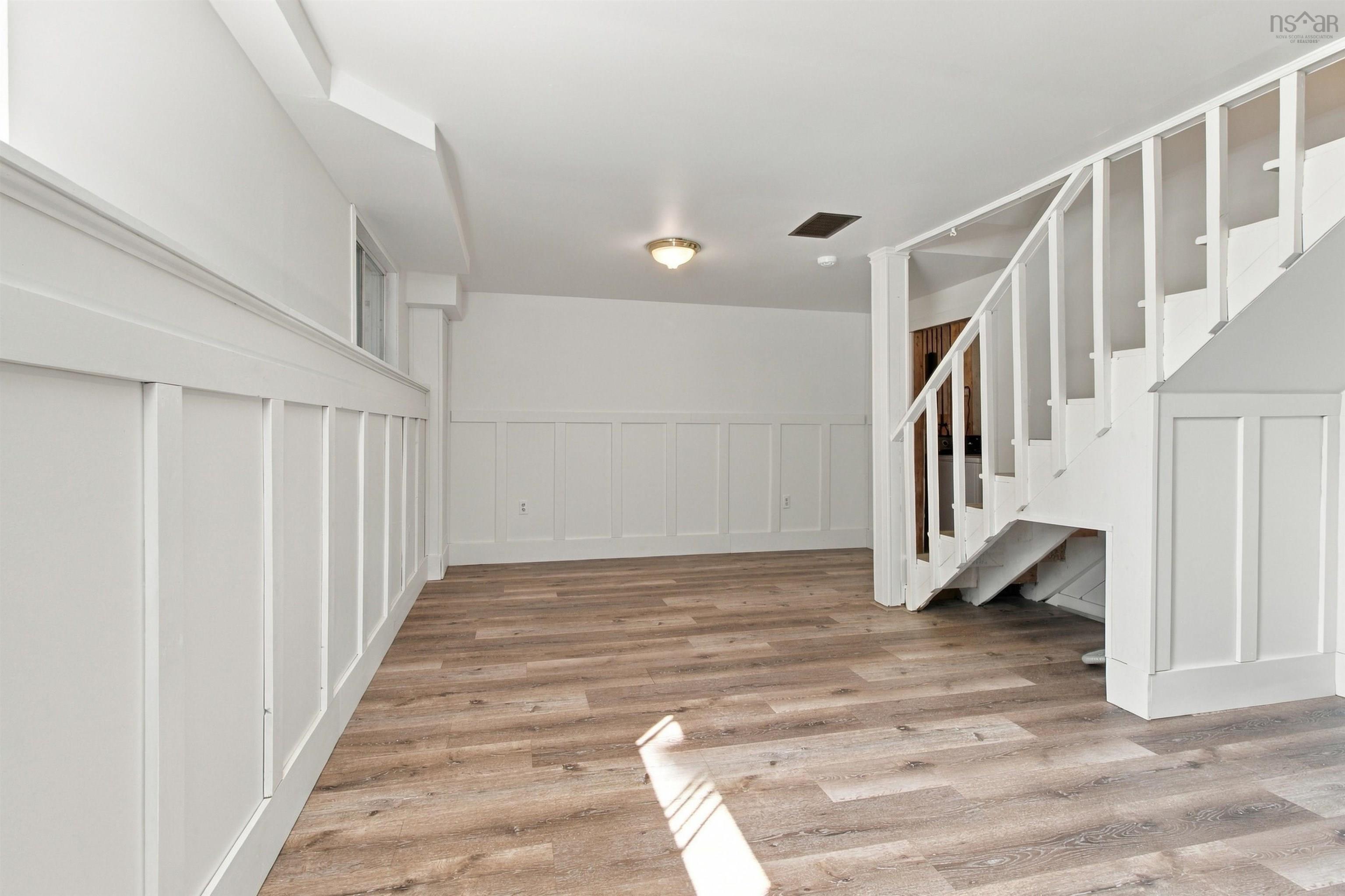 18 Red Maple Drive photo #27