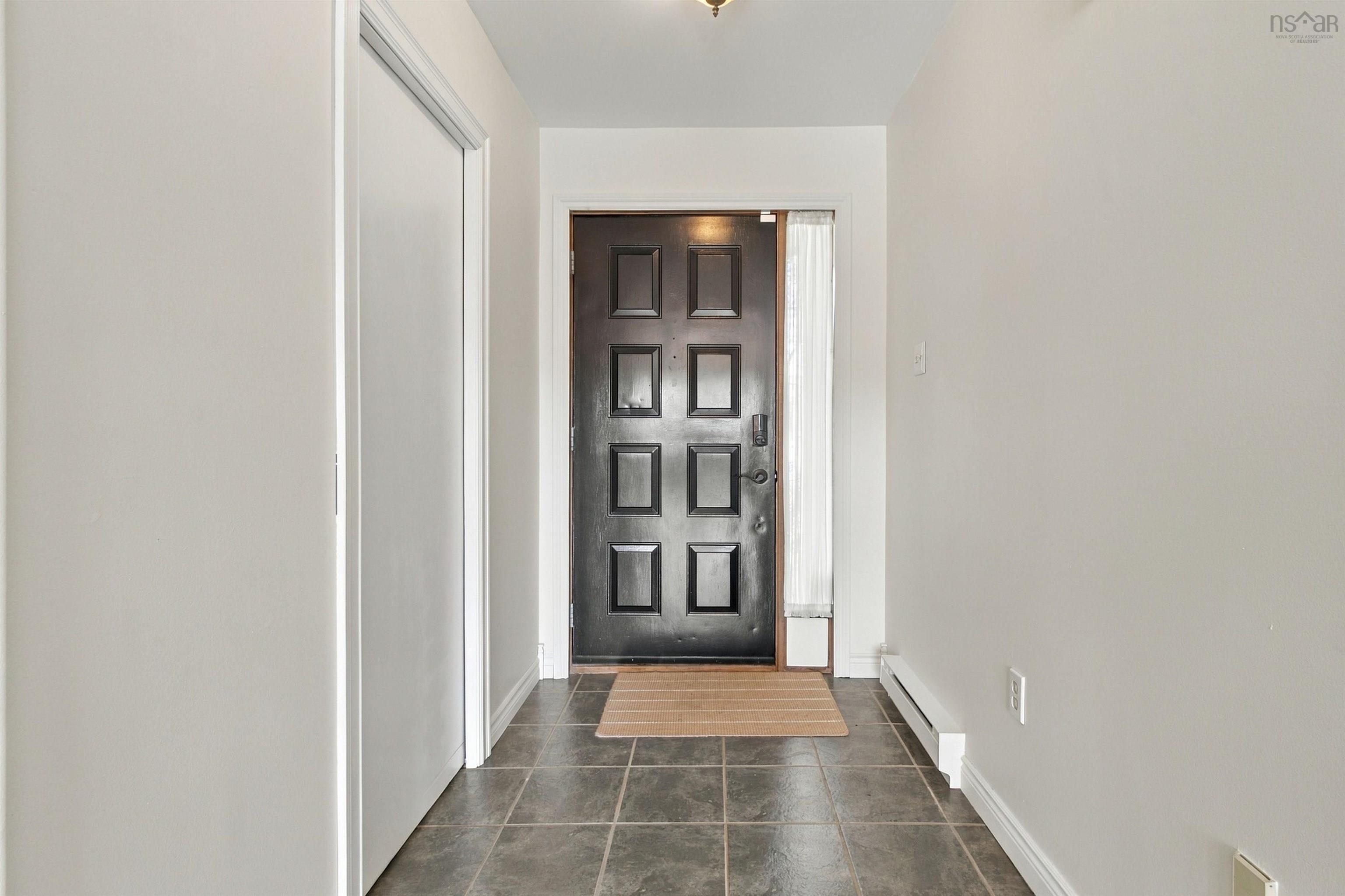 18 Red Maple Drive photo #5