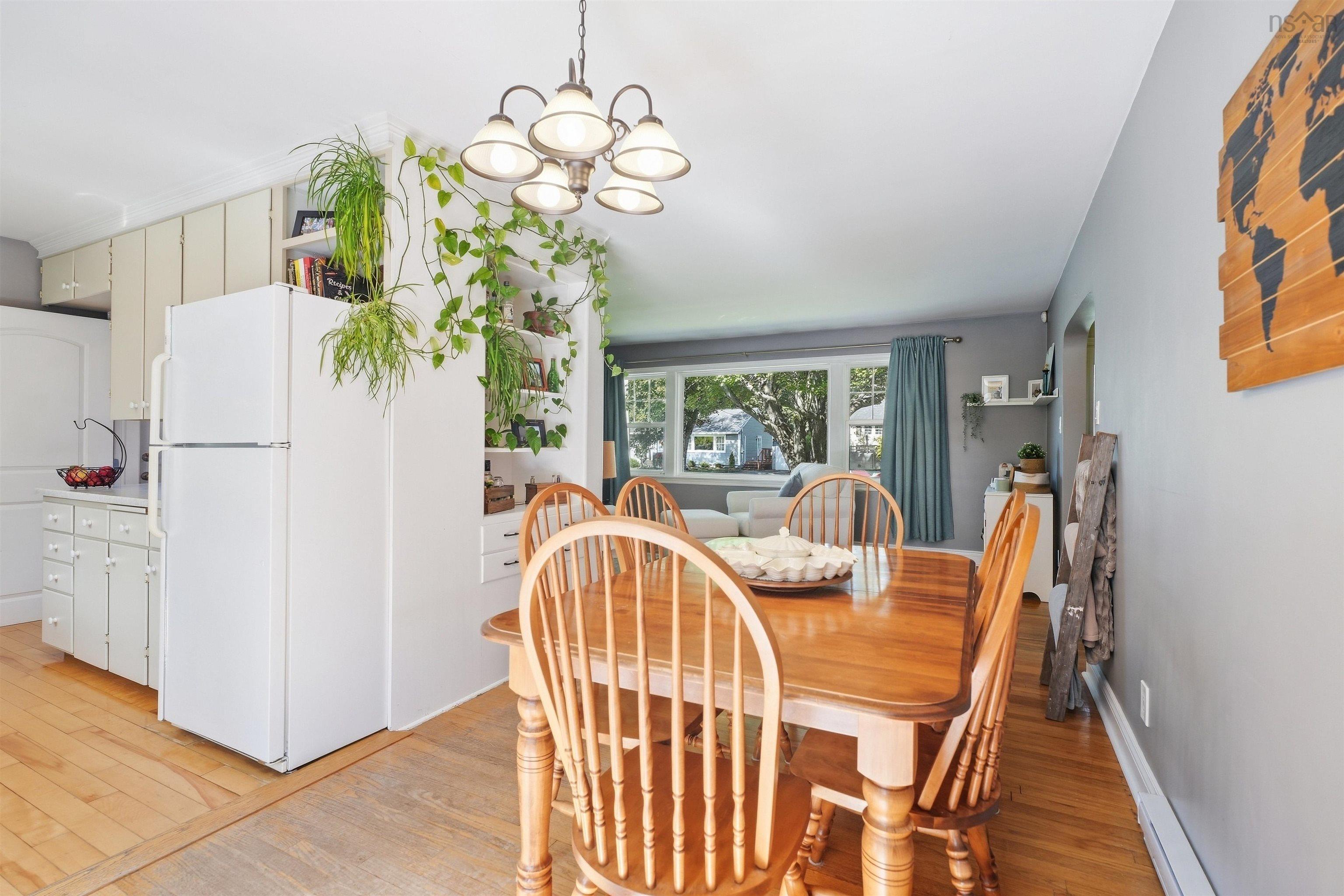 $480,000.00: 13 Elizabeth Street, Dartmouth