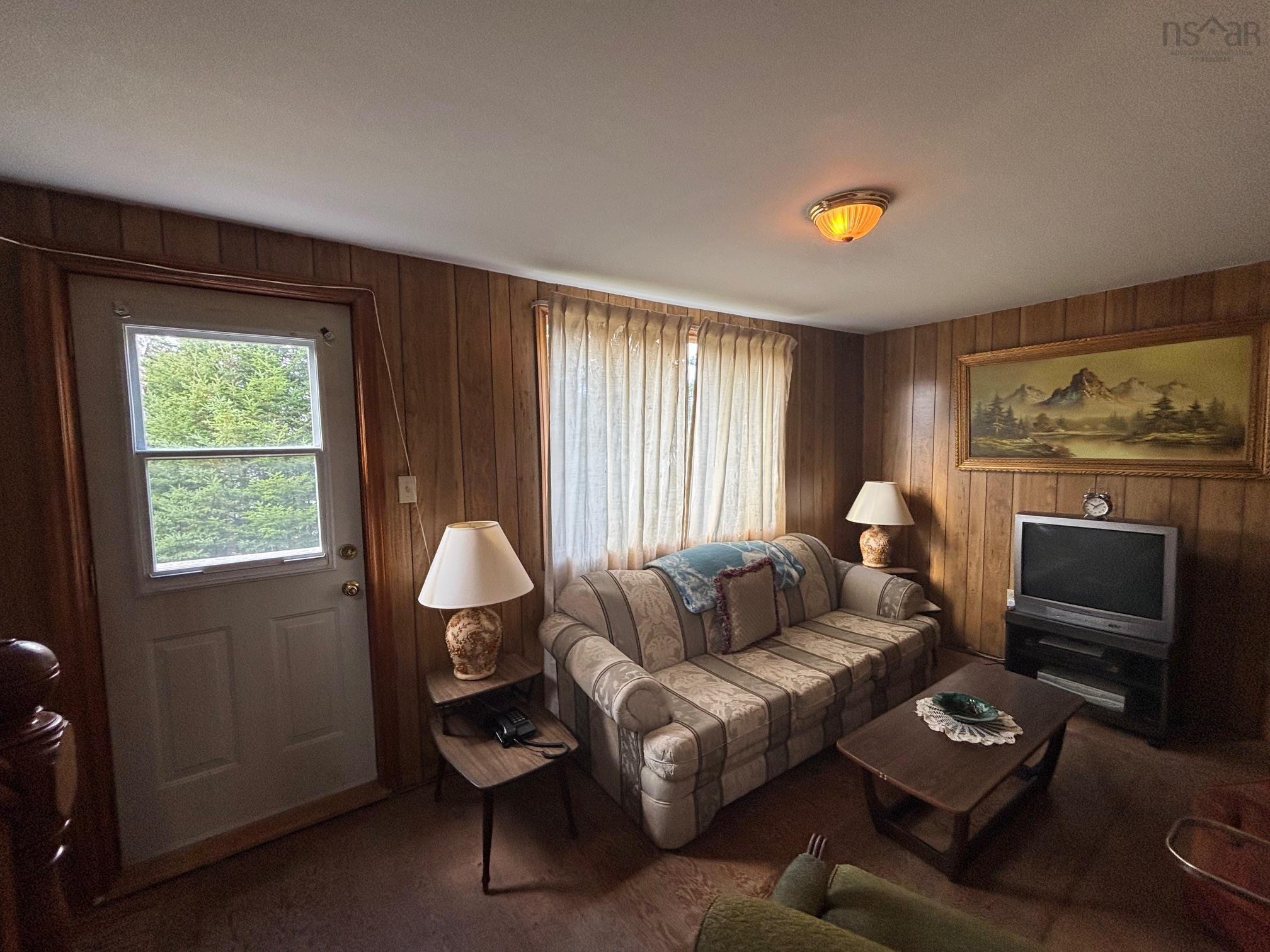 $99,900.00: 848 Malay Falls Lochaber Mines Road, Lochaber