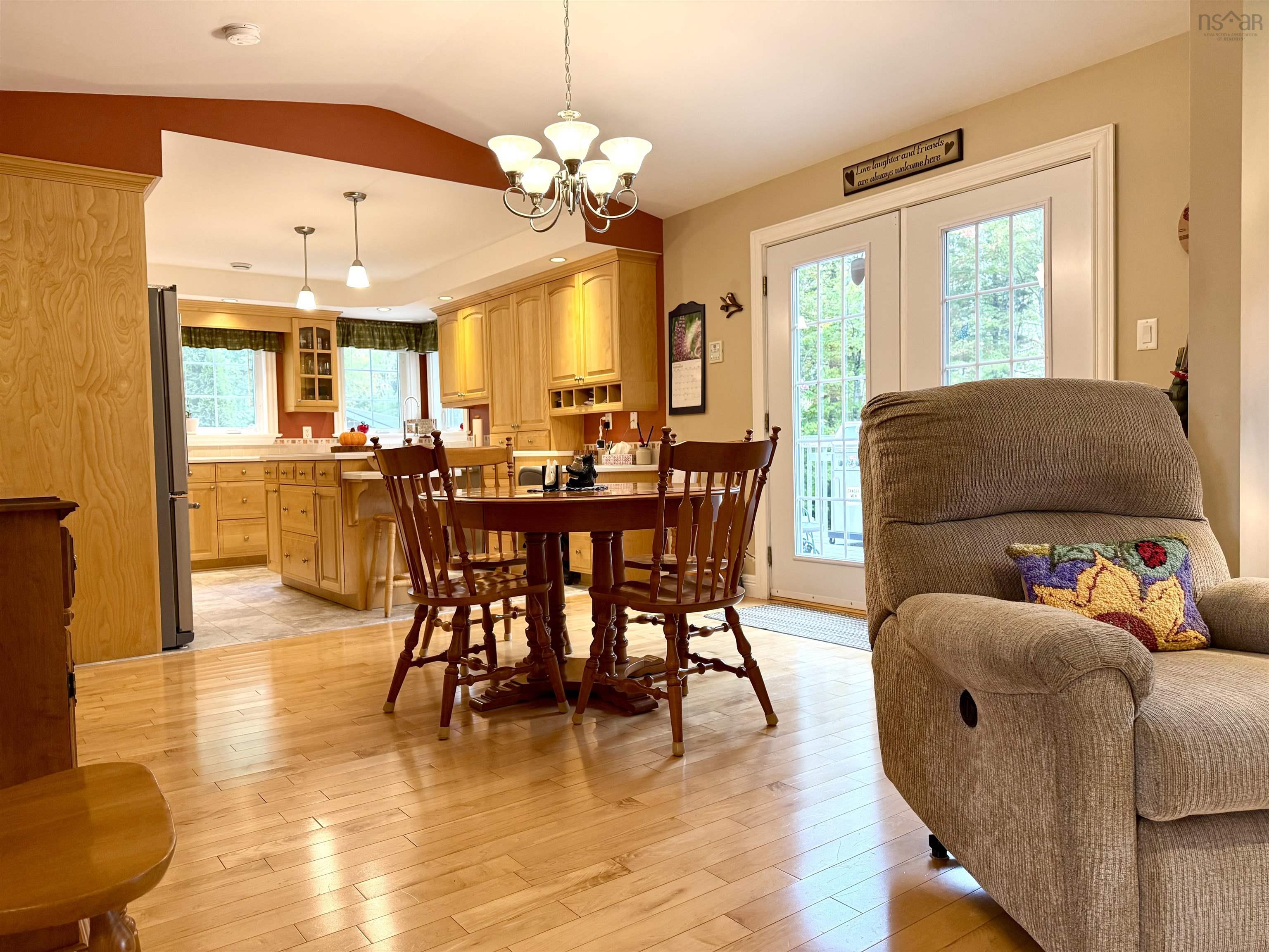 $699,900.00: 463 Ripley Road, Truemanville