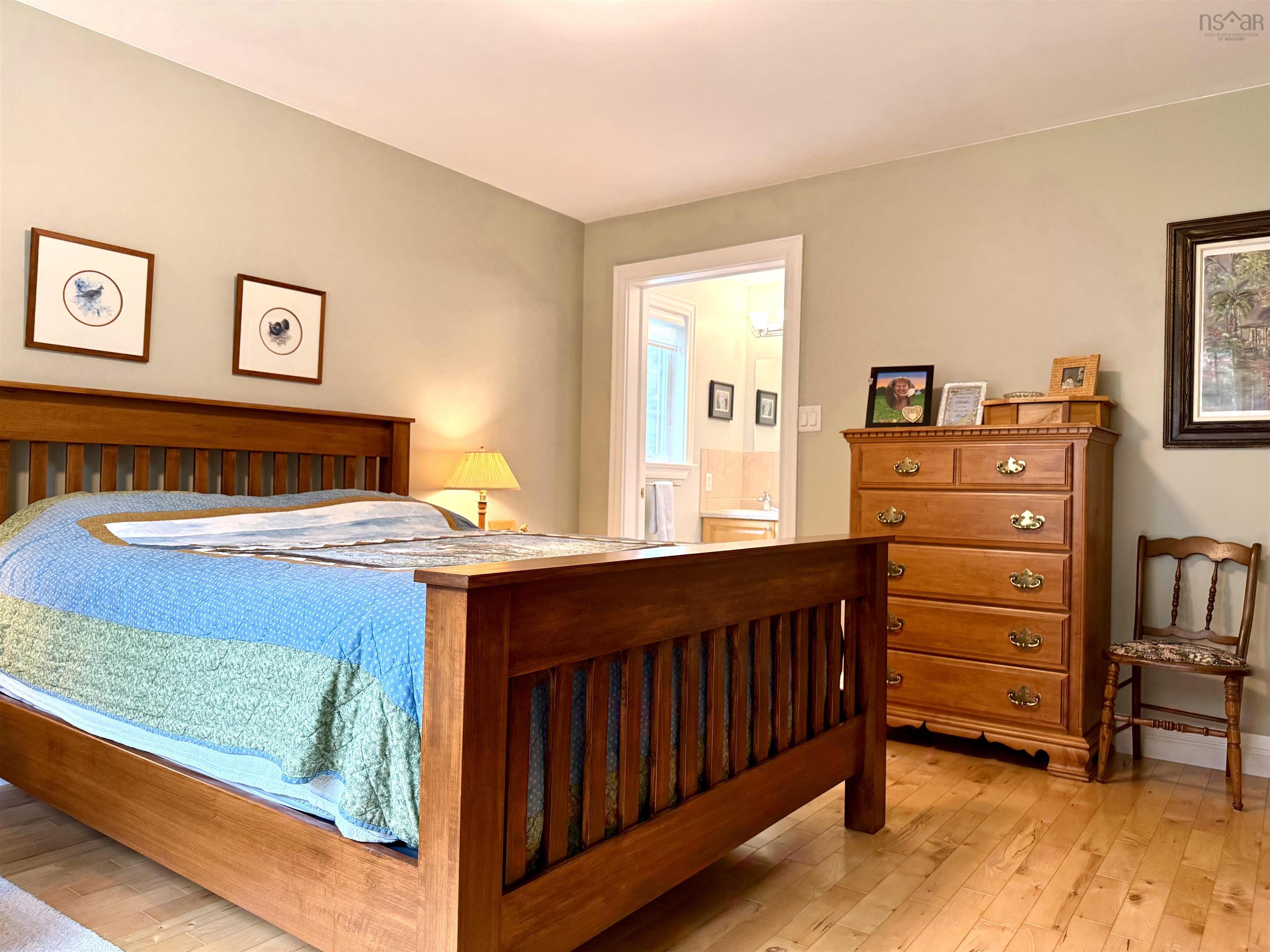$699,900.00: 463 Ripley Road, Truemanville