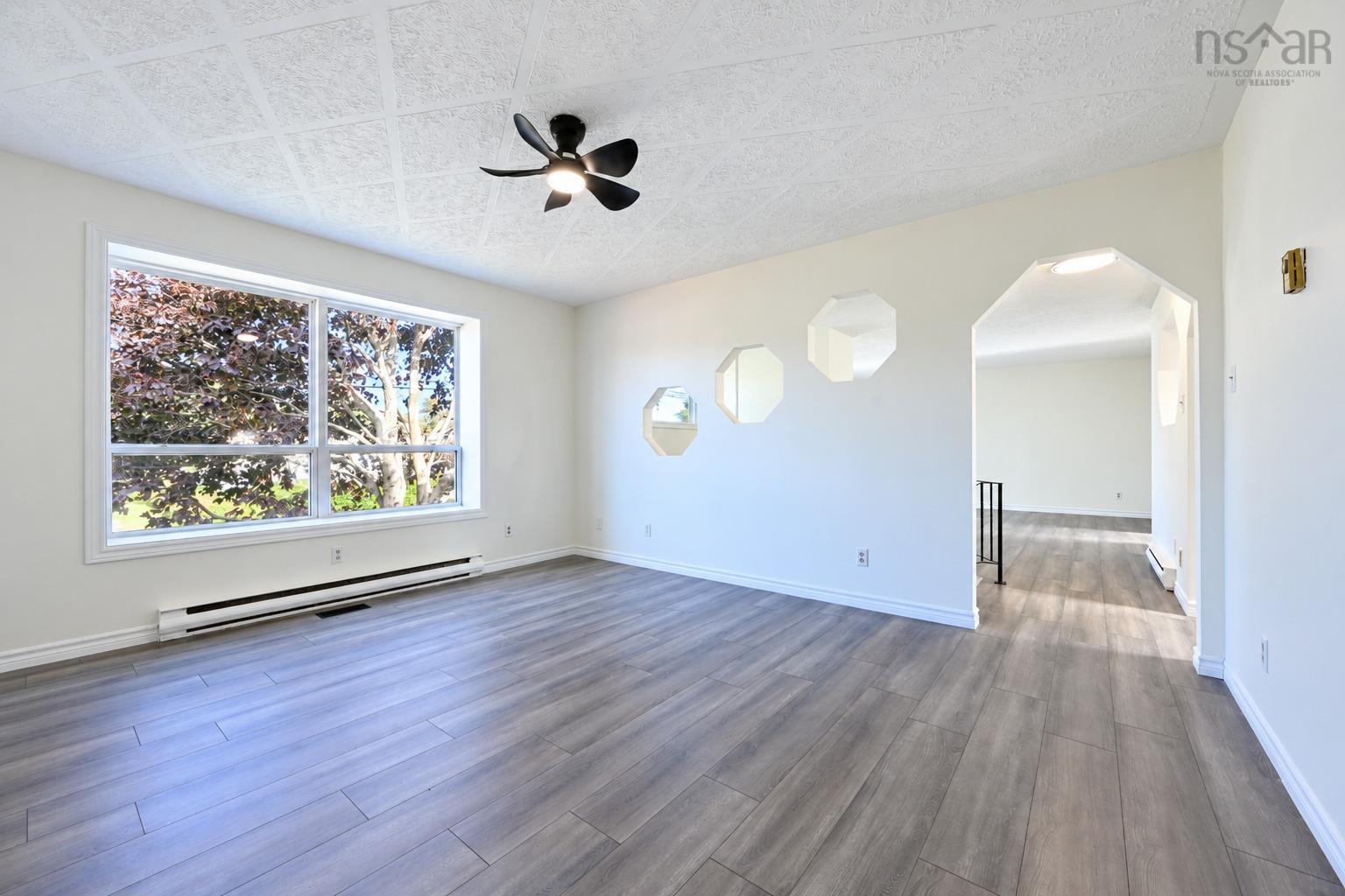 $291,900.00: 14 Crescent Drive, Glace Bay