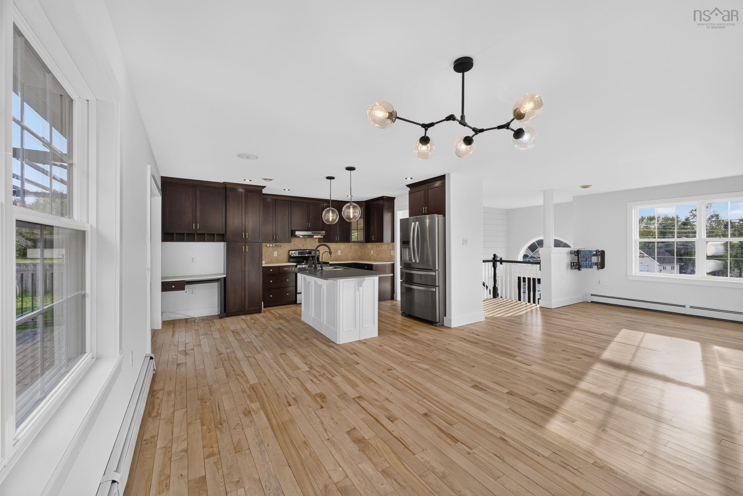 $558,500.00: 118 EDGEHILL Drive, Valley