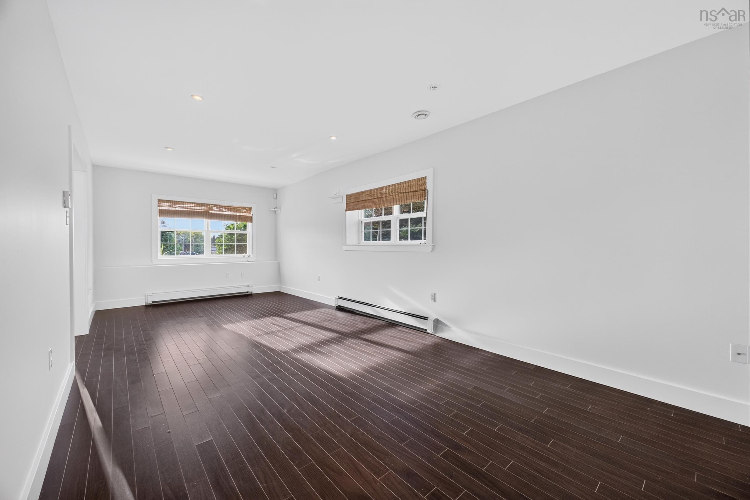 $558,500.00: 118 EDGEHILL Drive, Valley