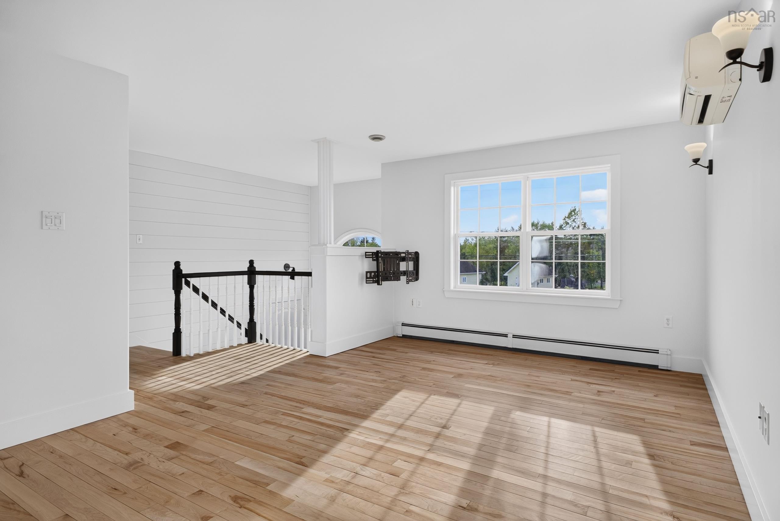 $558,500.00: 118 EDGEHILL Drive, Valley