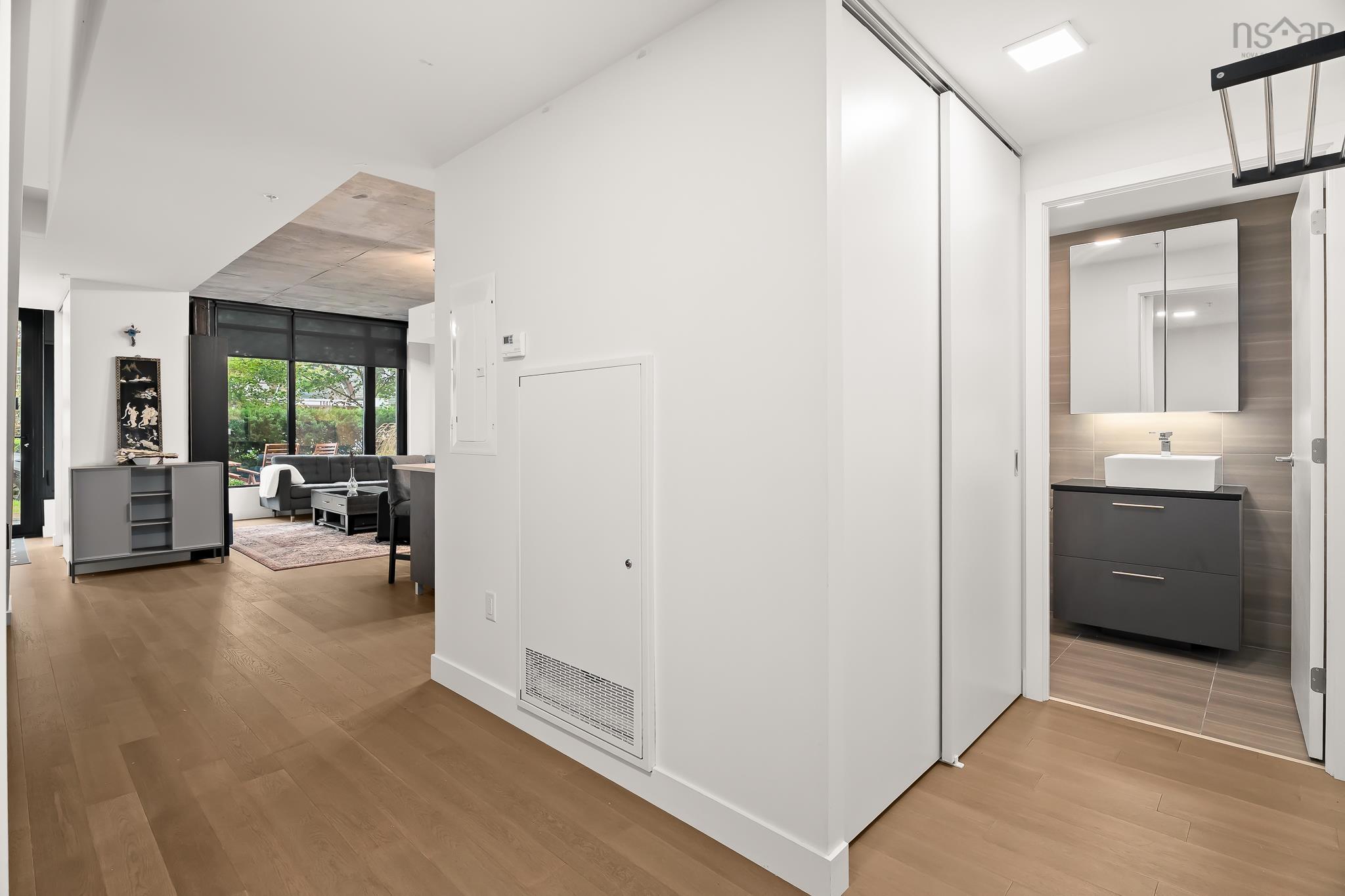 Th04 1048 Wellington Street, Halifax, NS (MLS 202624683)