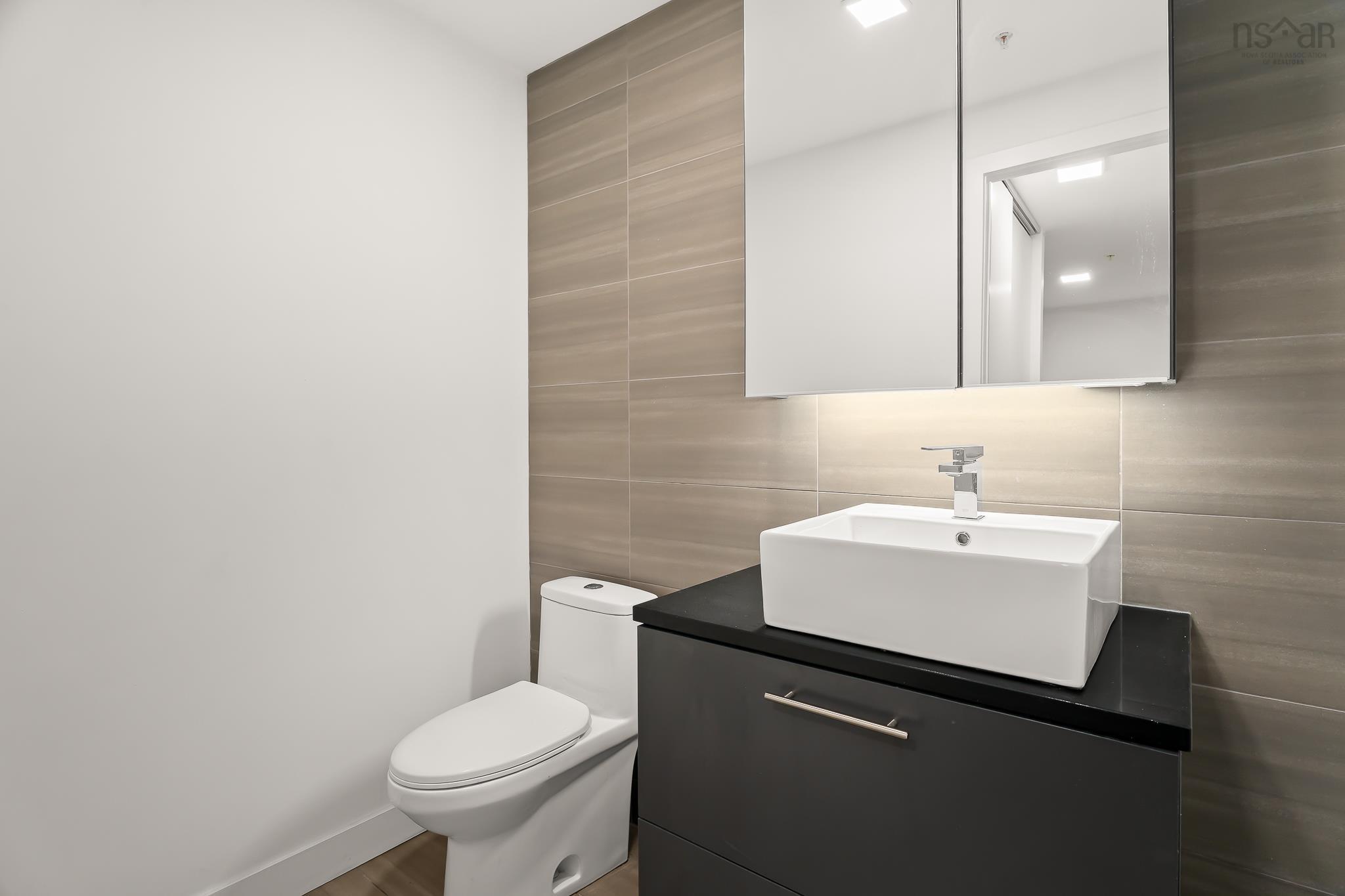 Th04 1048 Wellington Street, Halifax, NS (MLS 202624683)