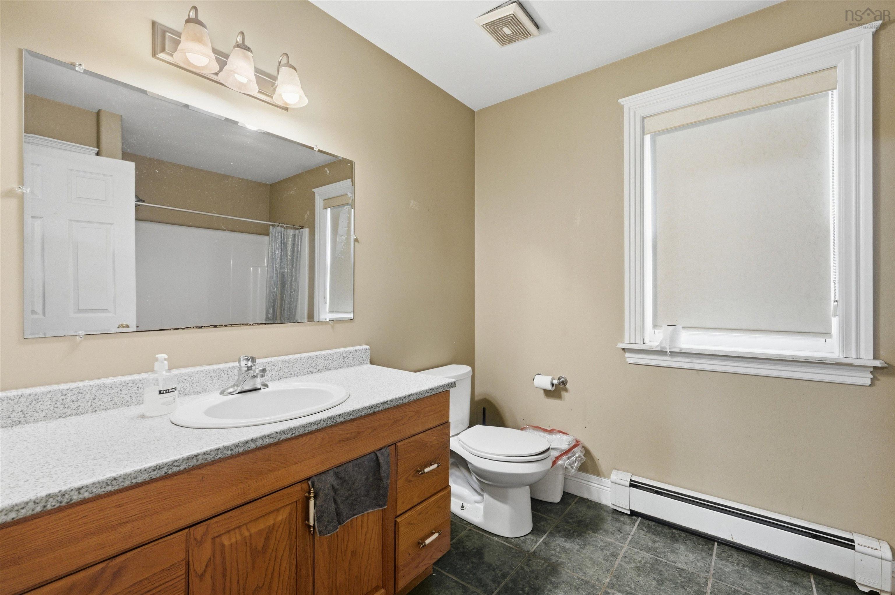 18 Stone Gate Drive, Halifax, NS (MLS 202624727)