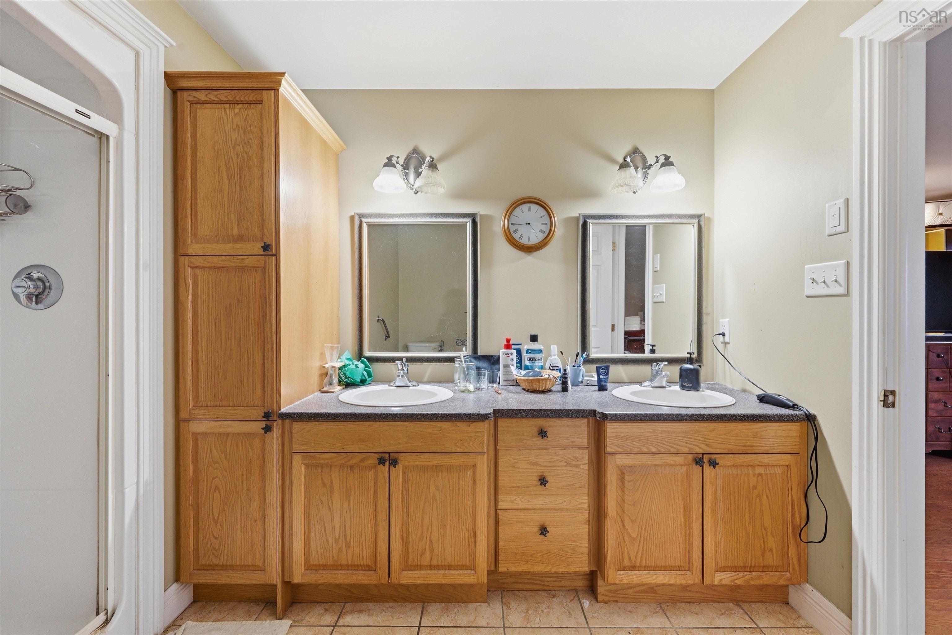 18 Stone Gate Drive, Halifax, NS (MLS 202624727)