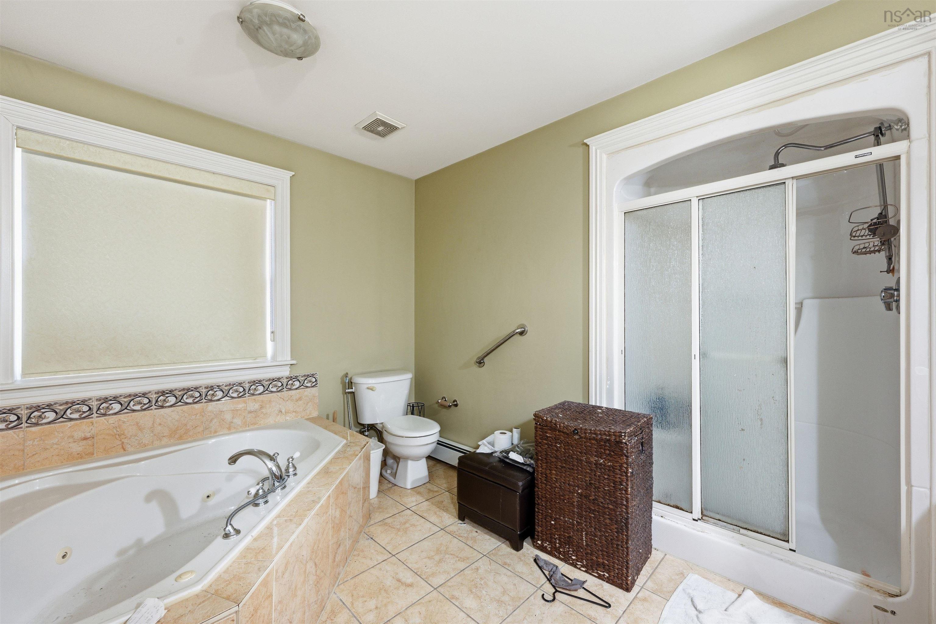 18 Stone Gate Drive, Halifax, NS (MLS 202624727)