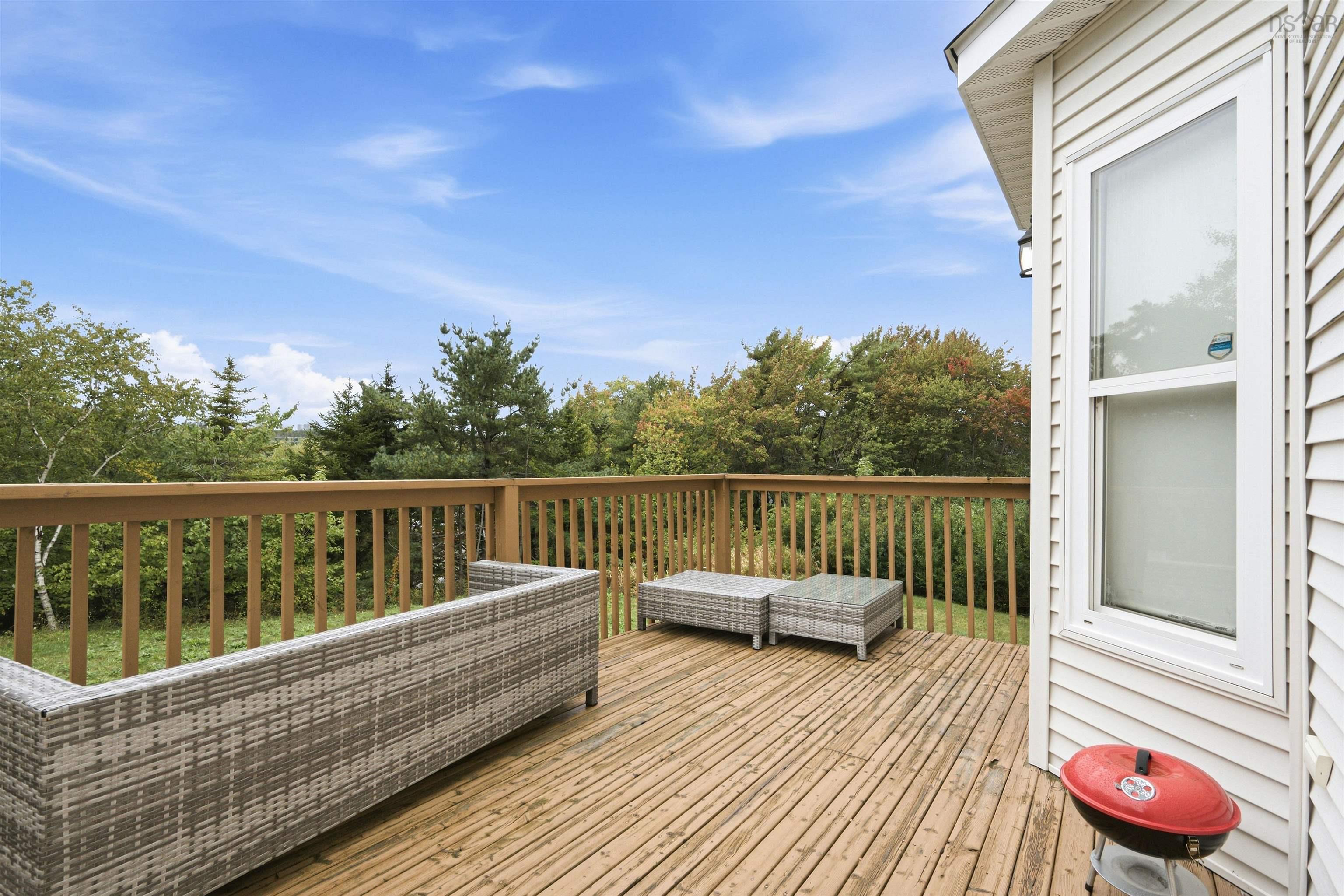 18 Stone Gate Drive, Halifax, NS (MLS 202624727)