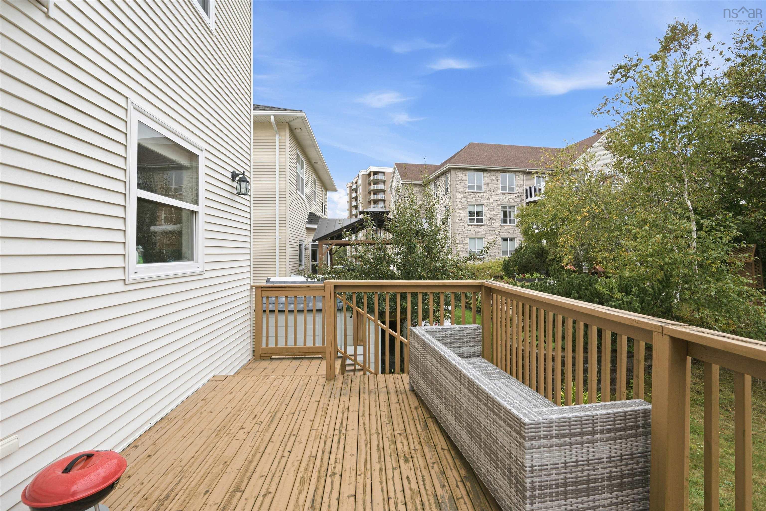 18 Stone Gate Drive, Halifax, NS (MLS 202624727)