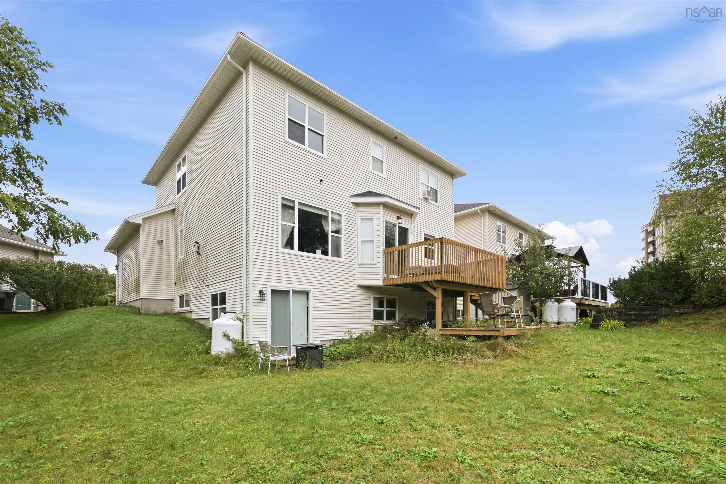 18 Stone Gate Drive, Halifax, NS (MLS 202624727)