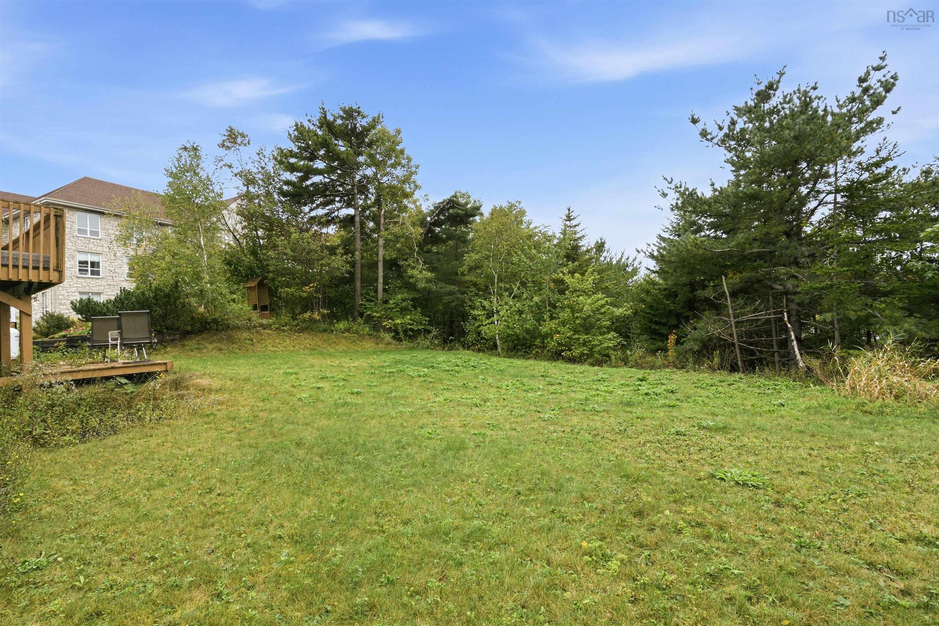 18 Stone Gate Drive, Halifax, NS (MLS 202624727)
