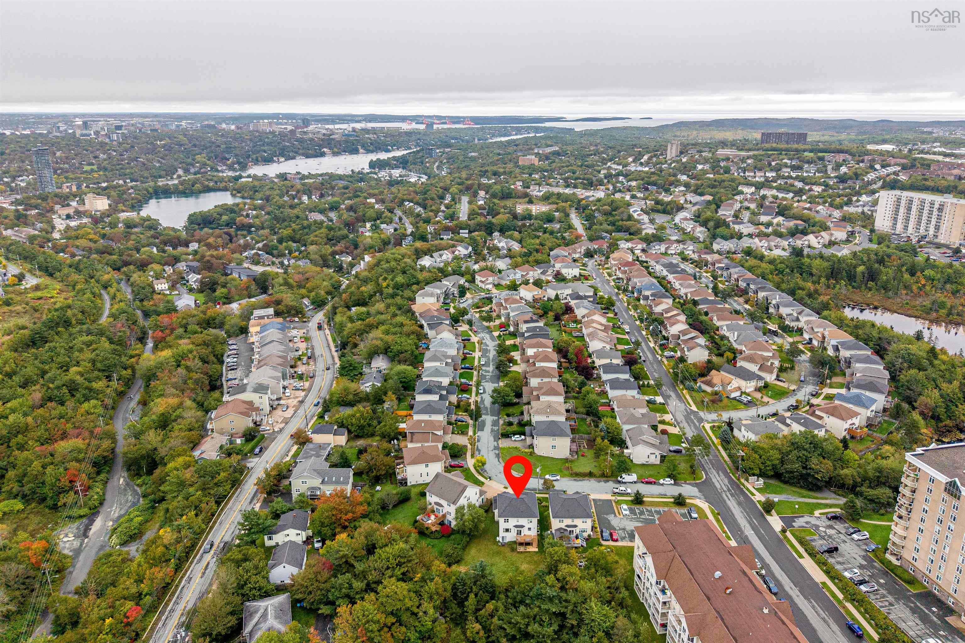 18 Stone Gate Drive, Halifax, NS (MLS 202624727)