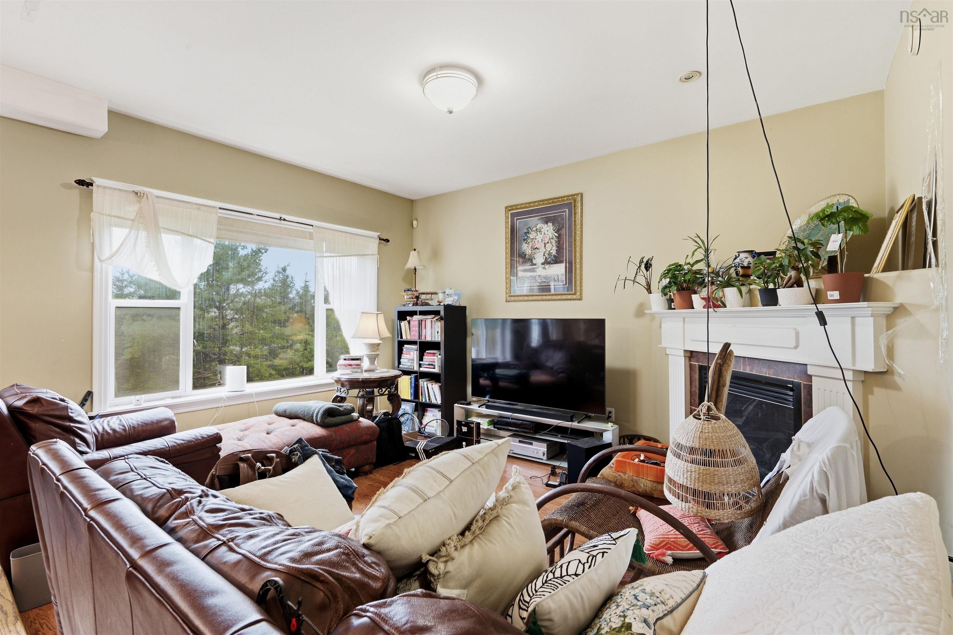 18 Stone Gate Drive, Halifax, NS (MLS 202624727)