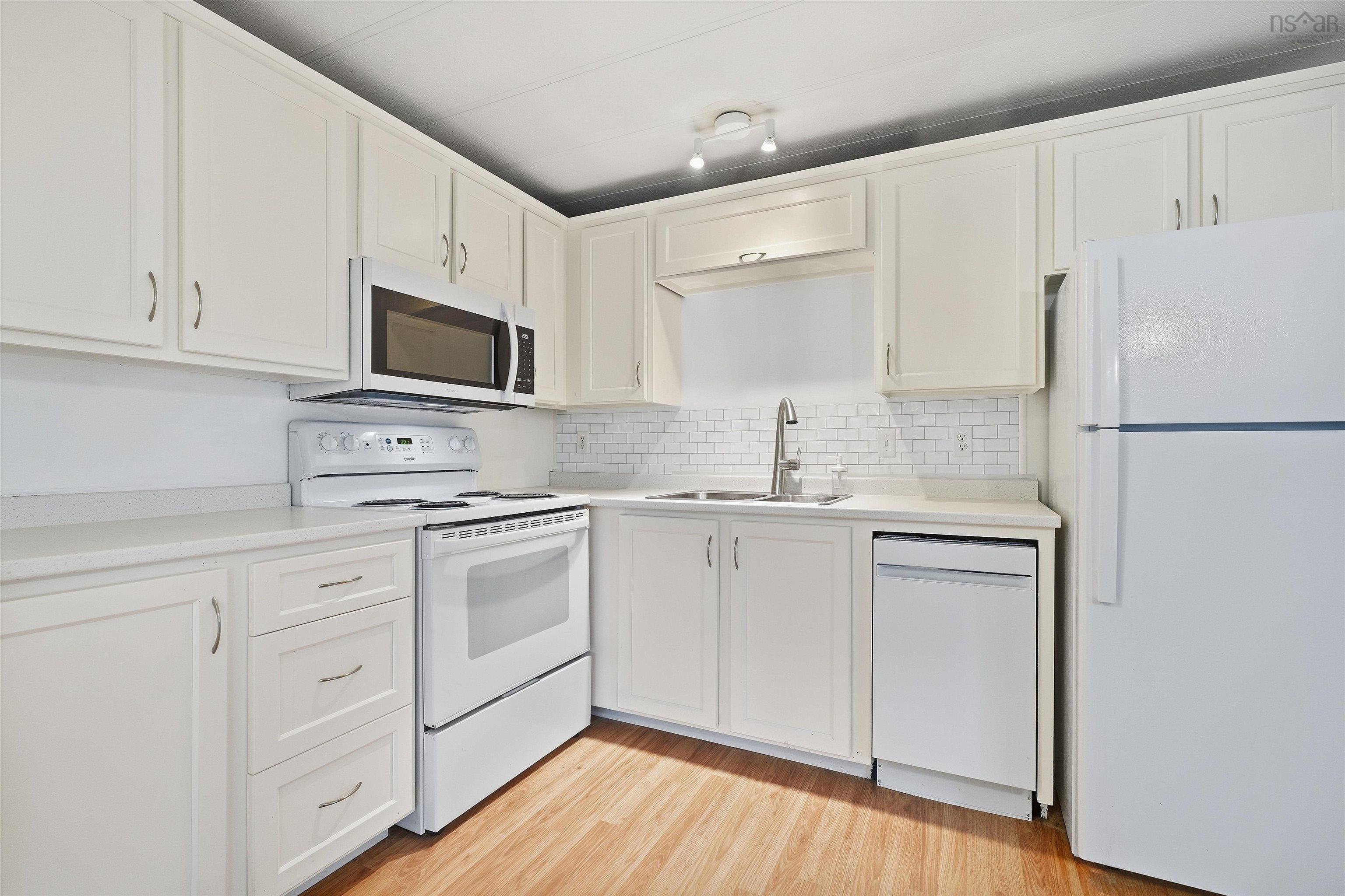 32 Earleton Avenue, Dartmouth, NS (MLS 202624781)