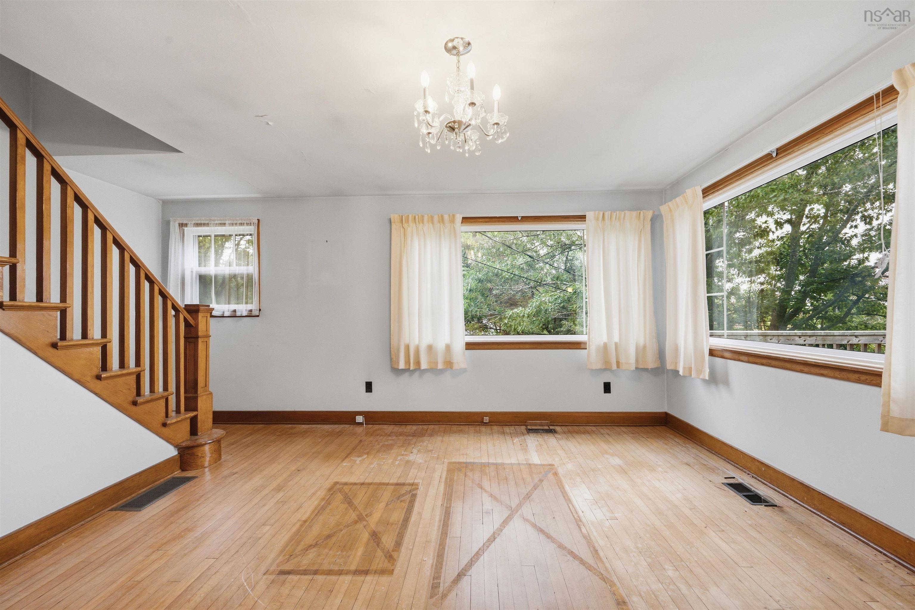 4 Holland Avenue, Bedford, NS (MLS 202624796)