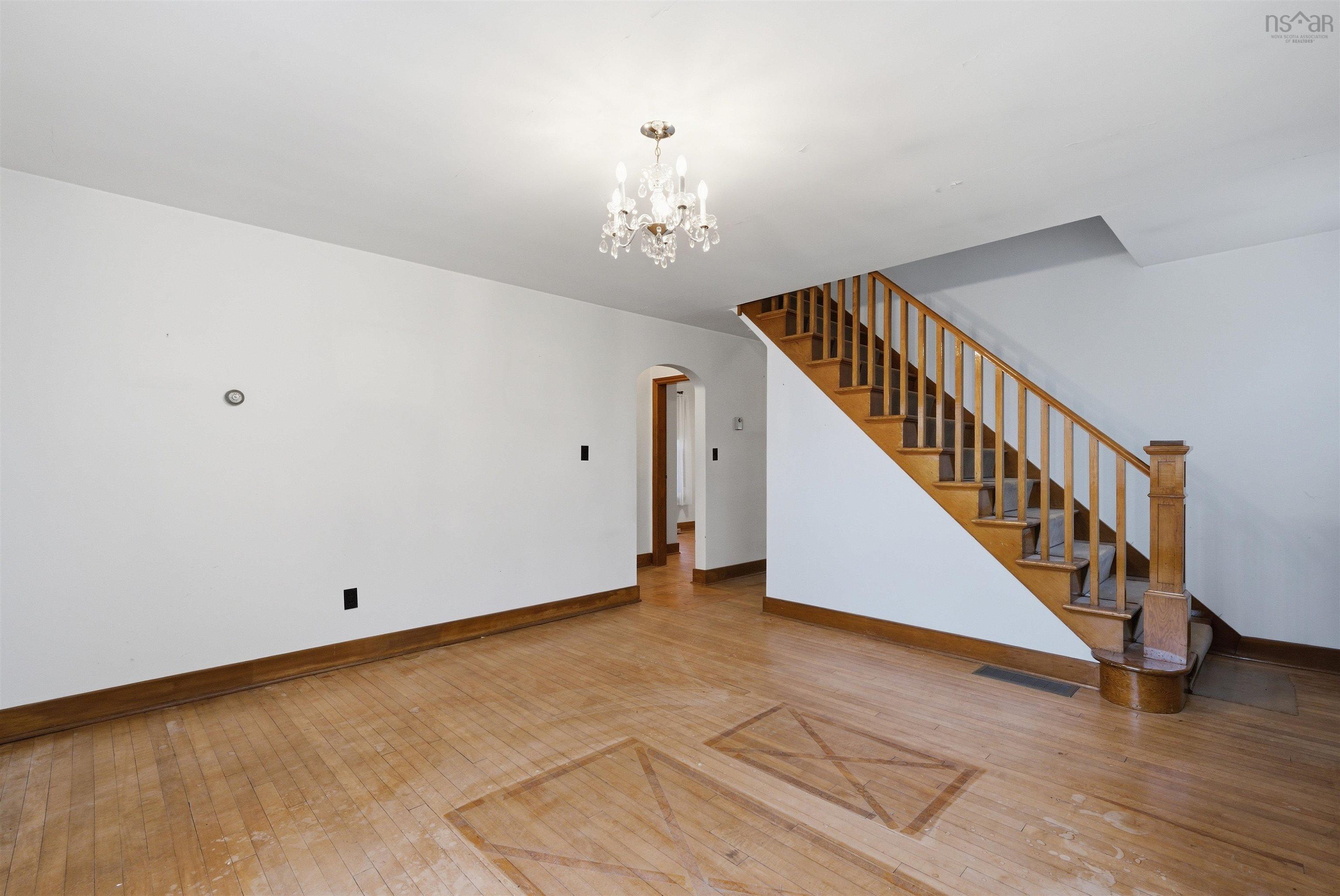 4 Holland Avenue, Bedford, NS (MLS 202624796)