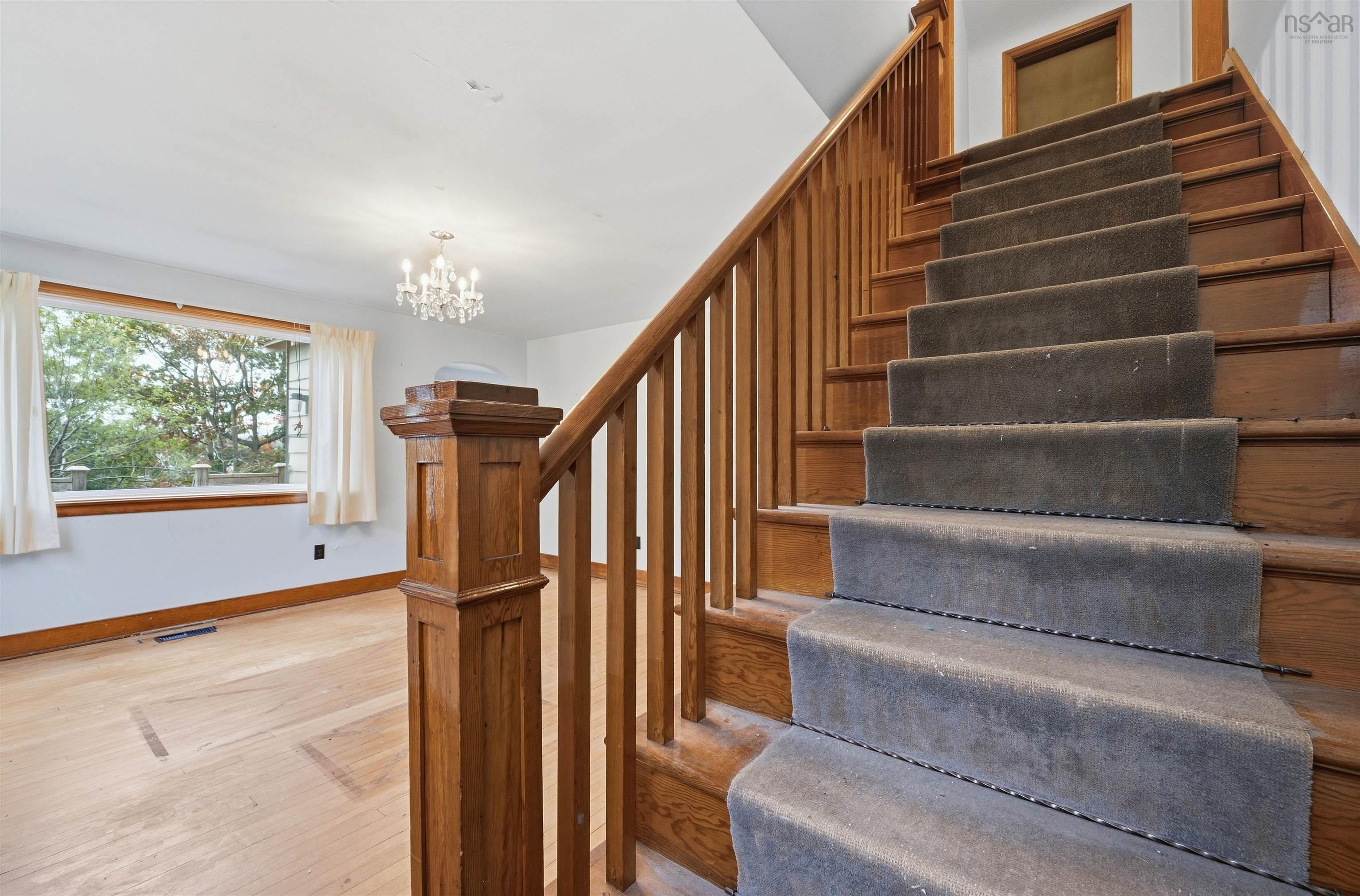 4 Holland Avenue, Bedford, NS (MLS 202624796)